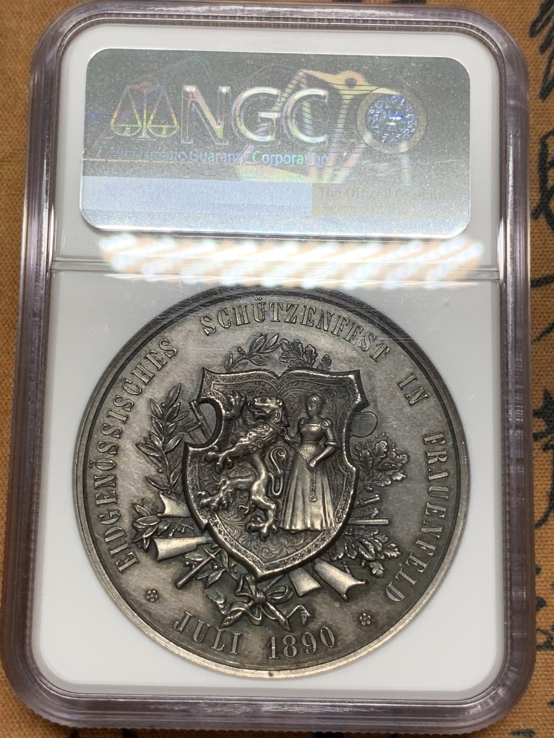 《竞宝斋》第91场-本周日，周一2场连拍（全场不限金额包邮） NGC-MS61 1890 瑞士图尔高射击节 银章 细节炸天 背面牵着狮子的链条清晰可见