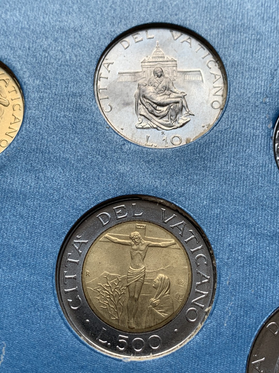 《竞宝斋》第91场-本周日，周一2场连拍（全场不限金额包邮） 卡装 梵蒂冈1987年  教皇6枚纪念币 套装 最大那枚是银币