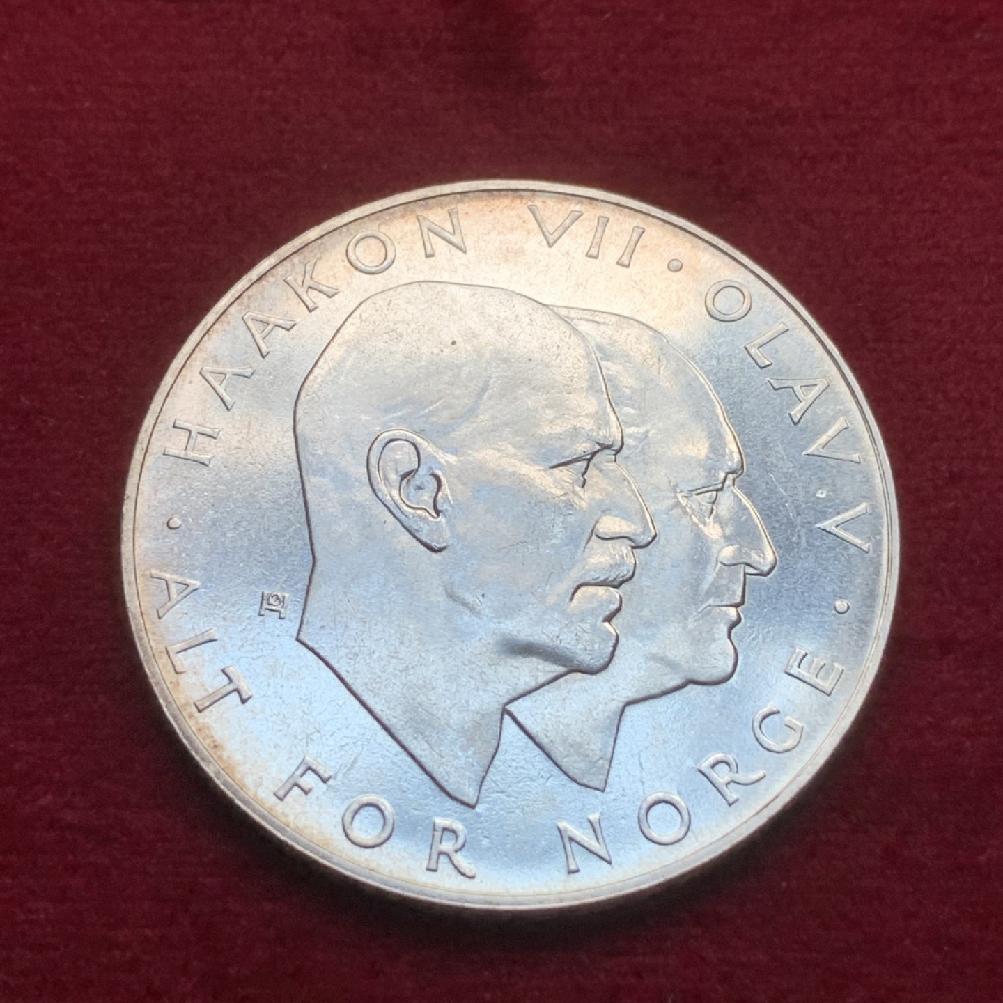 《竞宝斋》第91场-本周日，周一2场连拍（全场不限金额包邮） 挪威1970年解放25周年25克朗大银币，875银，直径39mm，重量29g