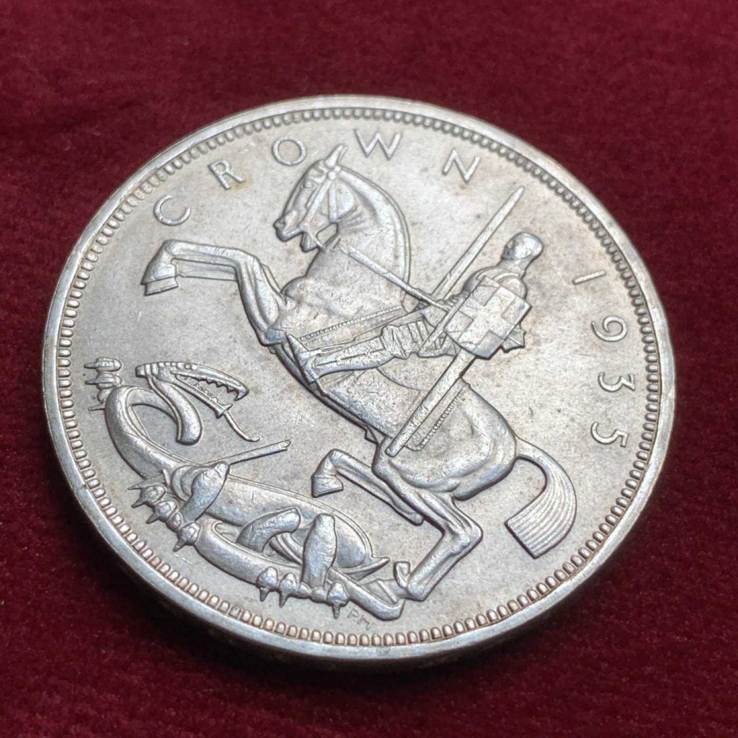 《竞宝斋》第91场-本周日，周一2场连拍（全场不限金额包邮） 英国 1935年 乔治五世 木马剑 克朗银币 