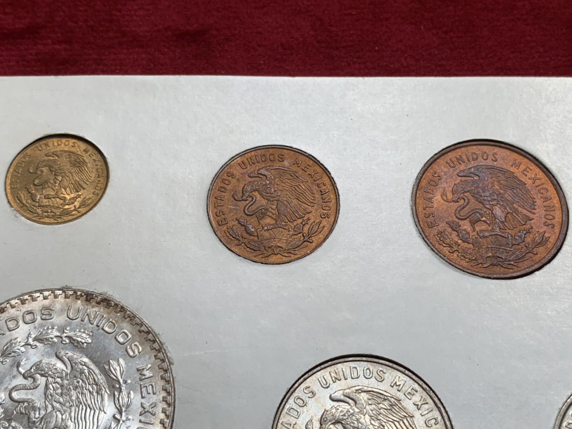 《竞宝斋》第91场-本周日，周一2场连拍（全场不限金额包邮） 墨西哥1960-1967年硬币套装（最大那枚为银币）原版原装，给你初恋般的感觉。