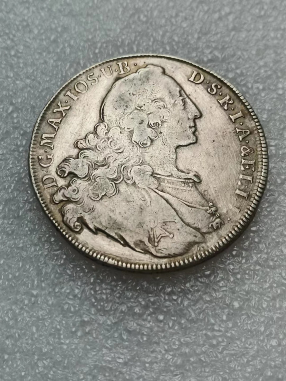 瓶子🏺第55期拍卖会 神圣罗马帝国时期1764年巴伐利亚圣母抱婴1泰勒大银币