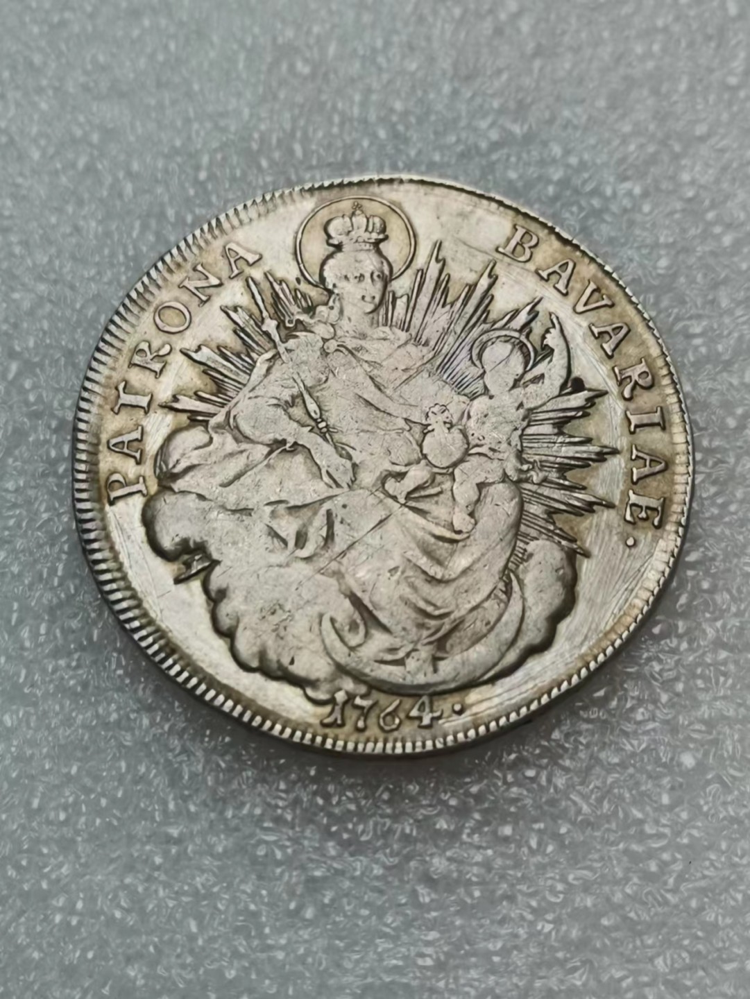 瓶子🏺第55期拍卖会 神圣罗马帝国时期1764年巴伐利亚圣母抱婴1泰勒大银币