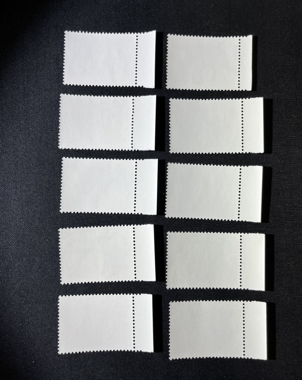 洪涛臻品 精品邮票限时拍卖第十五期 特75妇女新全  右边纸色标，色线1套  版撕品质，嘎嘎绝，背胶白润，光线效果不理想，票无任何发黄，整版拿来成本每套400左右，放漏几套活跃气氛，注意捡漏，随时售缺，精品小票，被低估的品种，全品可评级！