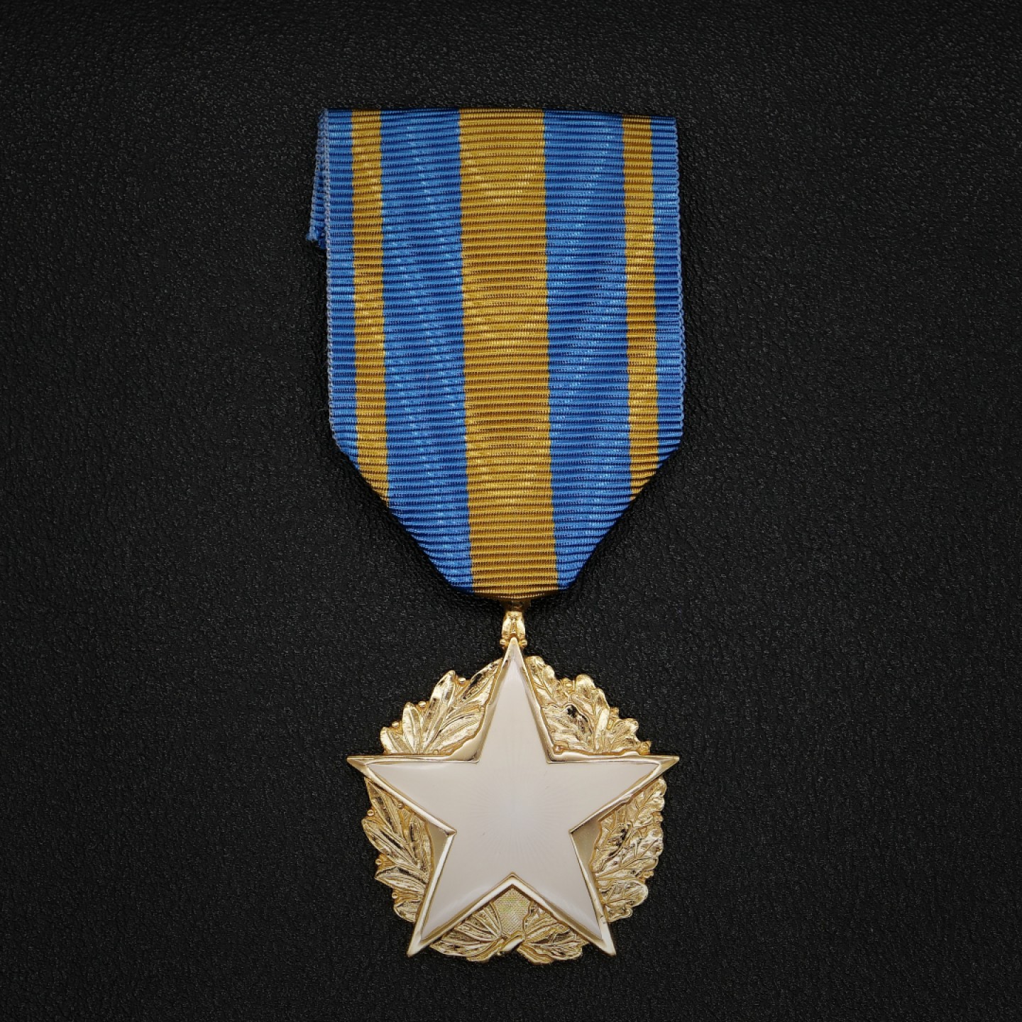 勋章奖章交易所9月3日群拍 法国民事版战伤奖章