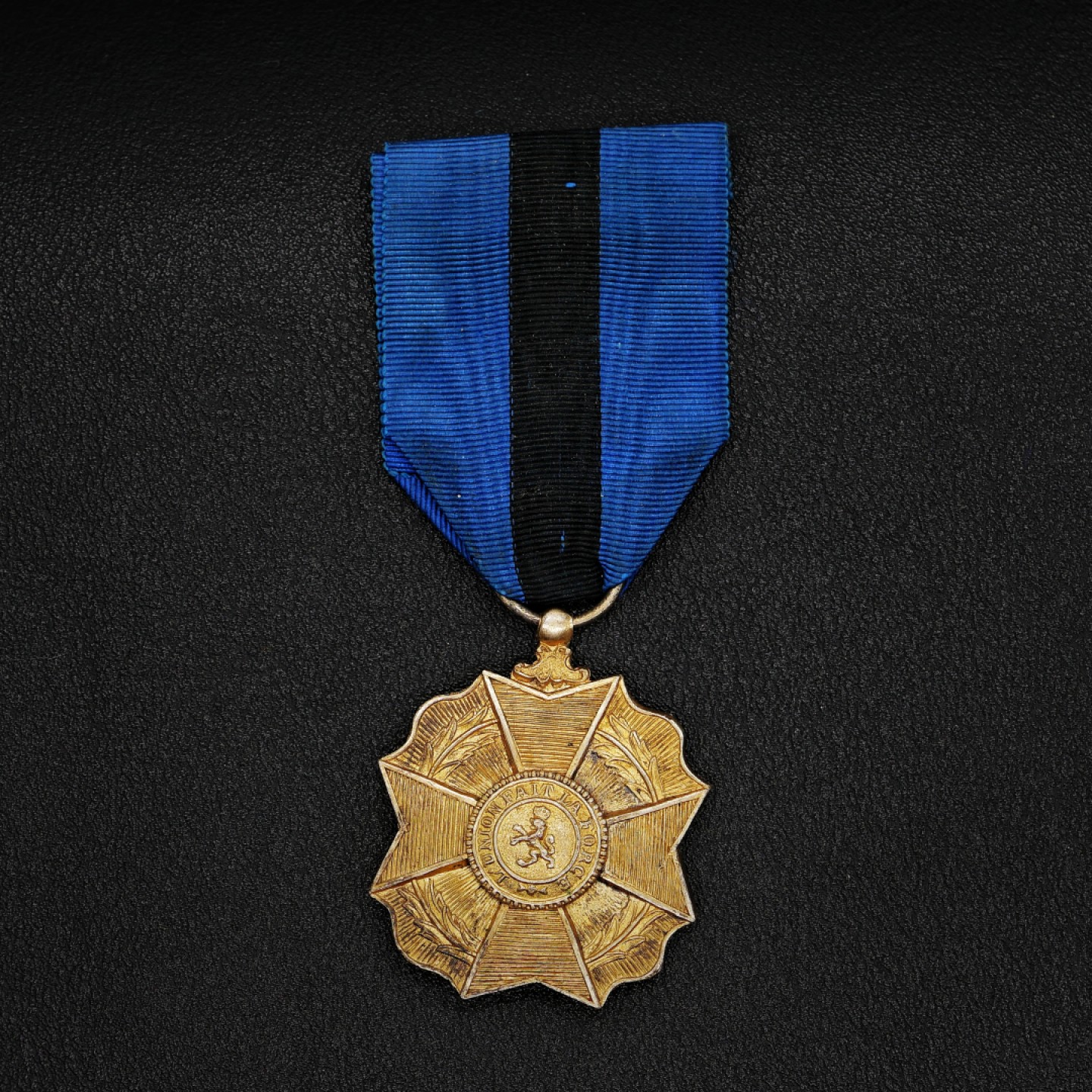 勋章奖章交易所9月3日群拍 比利时利奥波德奖章