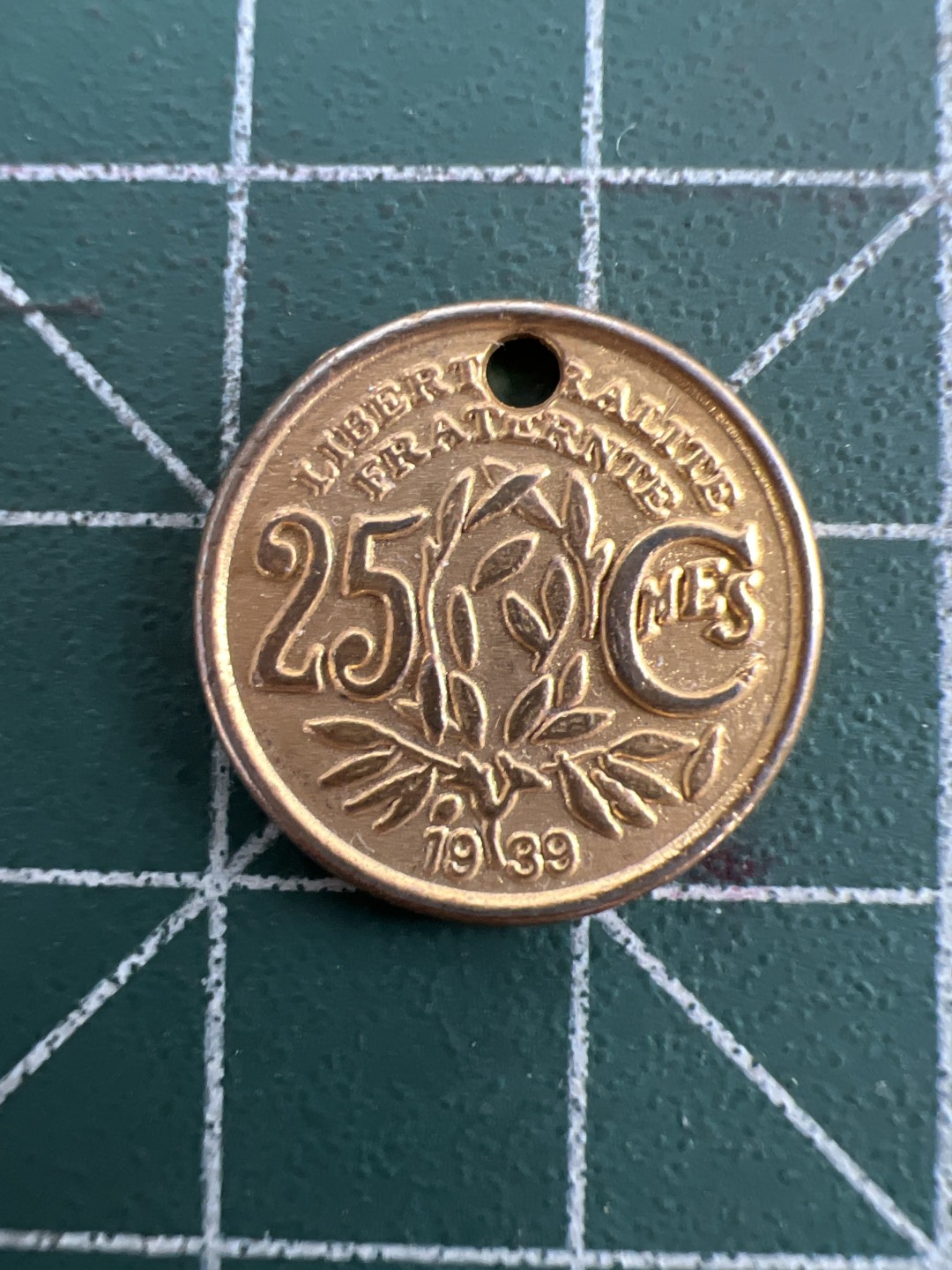 泡泡堂第七十五期  世界硬币纪念章邮票纸币专场（无押金，无佣金，捡漏，全场20包邮，偏远地区除外） 老币一个