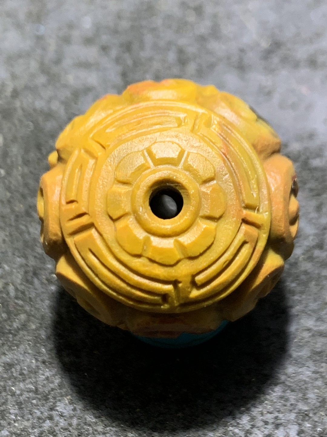精美战国红玛瑙雕刻回纹珠一颗！