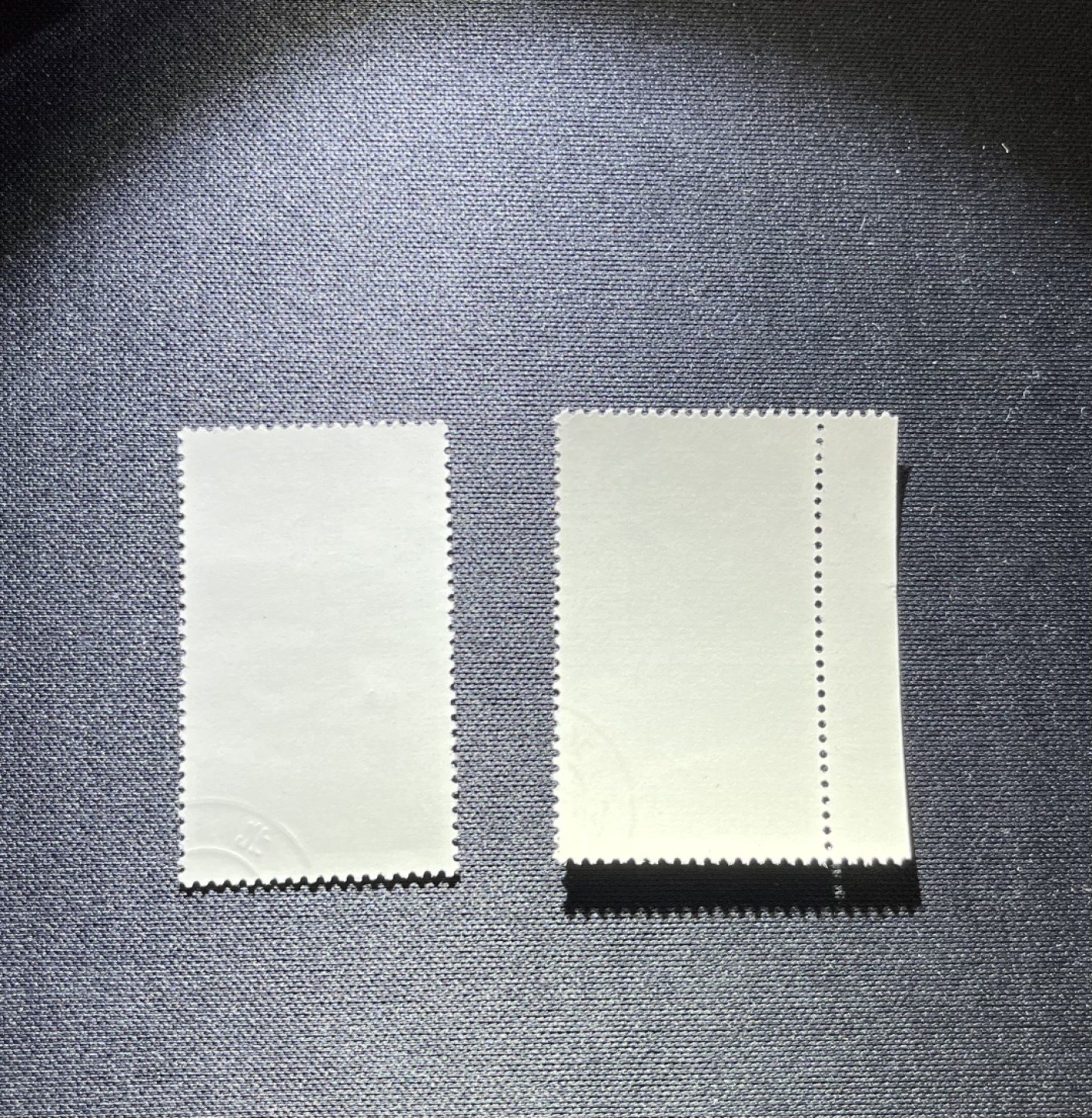 洪涛臻品 精品邮票限时拍卖第十四期 特68新安江盖 4-2  4-4两枚 顺戳 背胶白润，全品可评级，注意捡漏