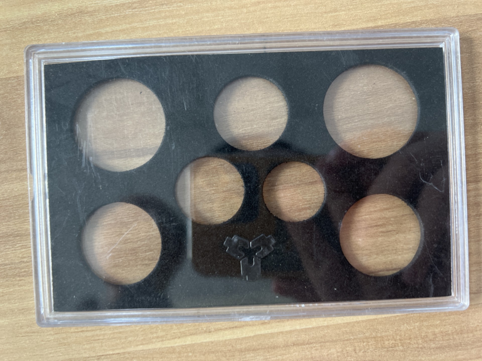 泡泡堂第七十五期  世界硬币纪念章邮票纸币专场（无押金，无佣金，捡漏，全场20包邮，偏远地区除外） 空盒