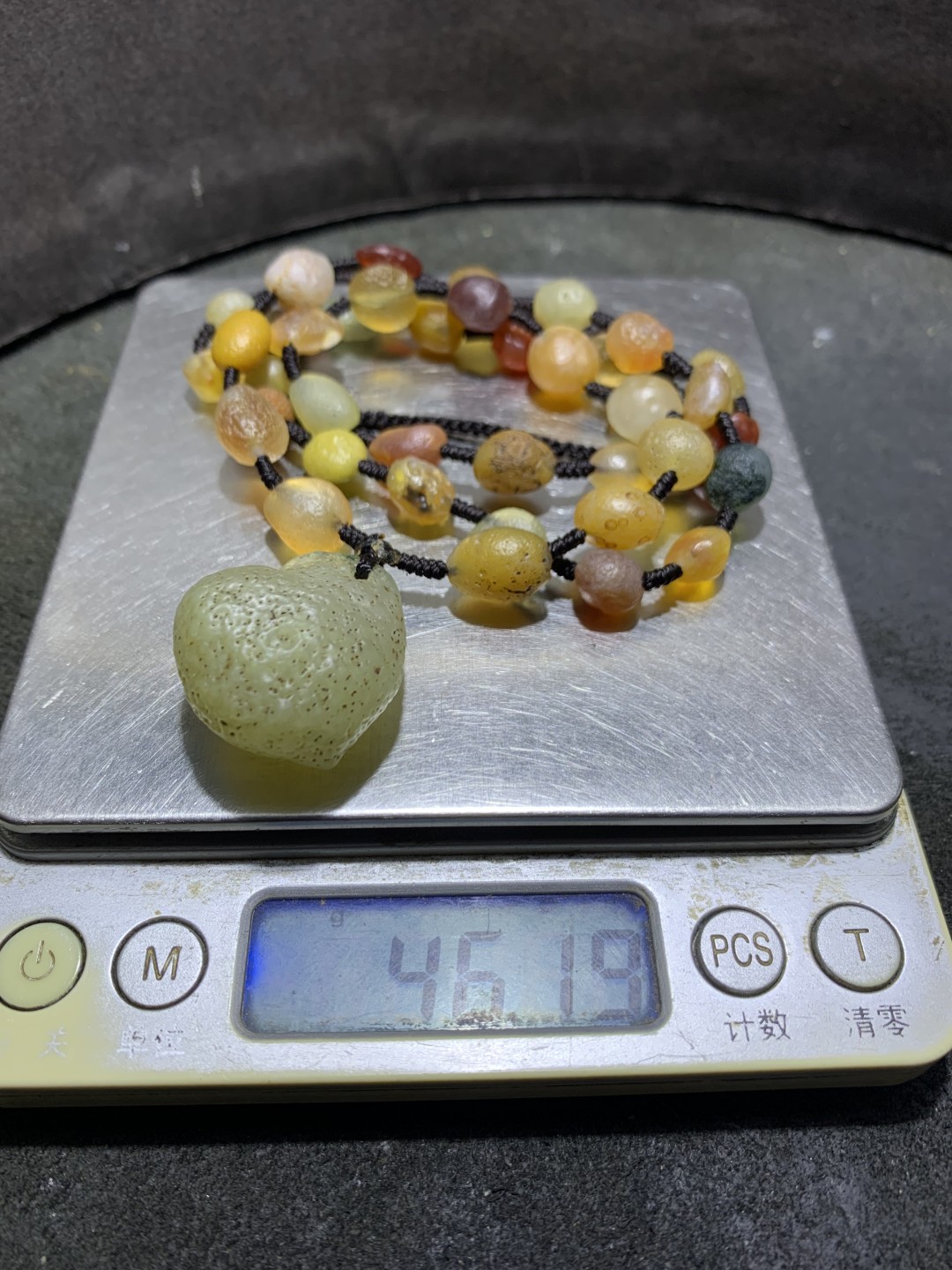 精美天然阿拉善彩珠玛瑙项链一条