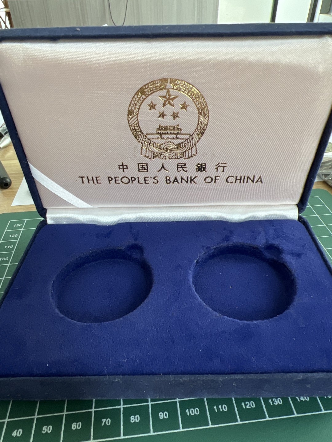 泡泡堂第七十五期  世界硬币纪念章邮票纸币专场（无押金，无佣金，捡漏，全场20包邮，偏远地区除外） 空盒