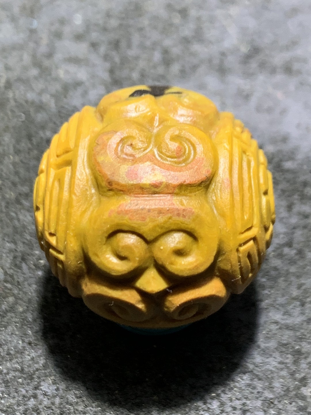 精美战国红玛瑙雕刻回纹珠一颗！