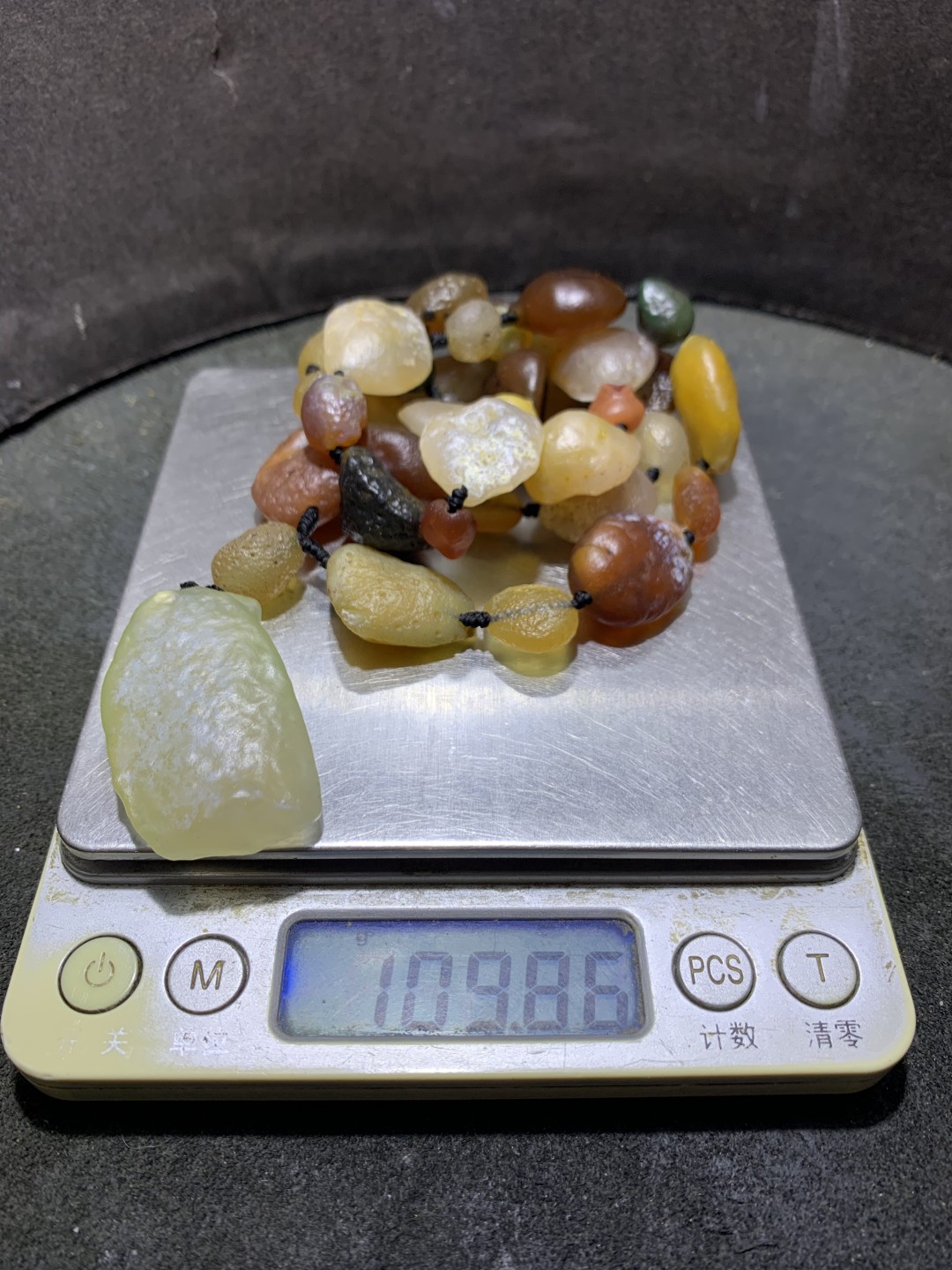 放福利！精美戈壁大颗粒彩珠玛瑙原石项链一条，