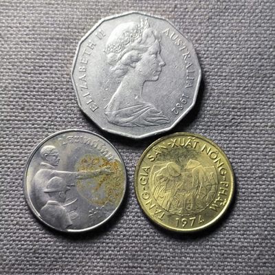 第十三期 九月第二拍 - 9.2.3纪念币一组