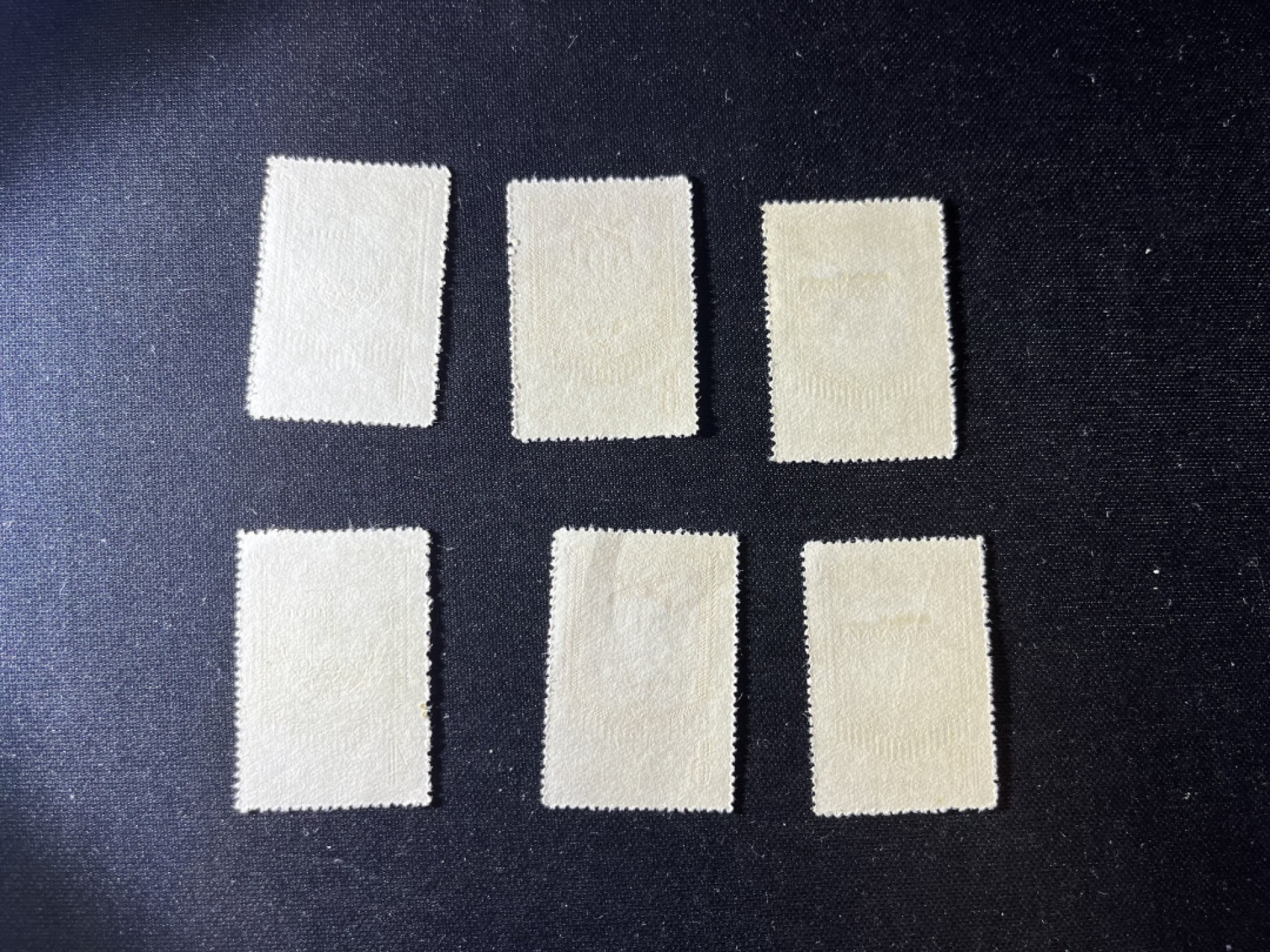 洪涛臻品 精选邮票限时拍卖第十六期 纪45一五计划新全2套，版撕票，1套全品，1枚8分轻微软折，1枚16分原始压痕，其余全品。所有拍品包过灯，注意捡漏