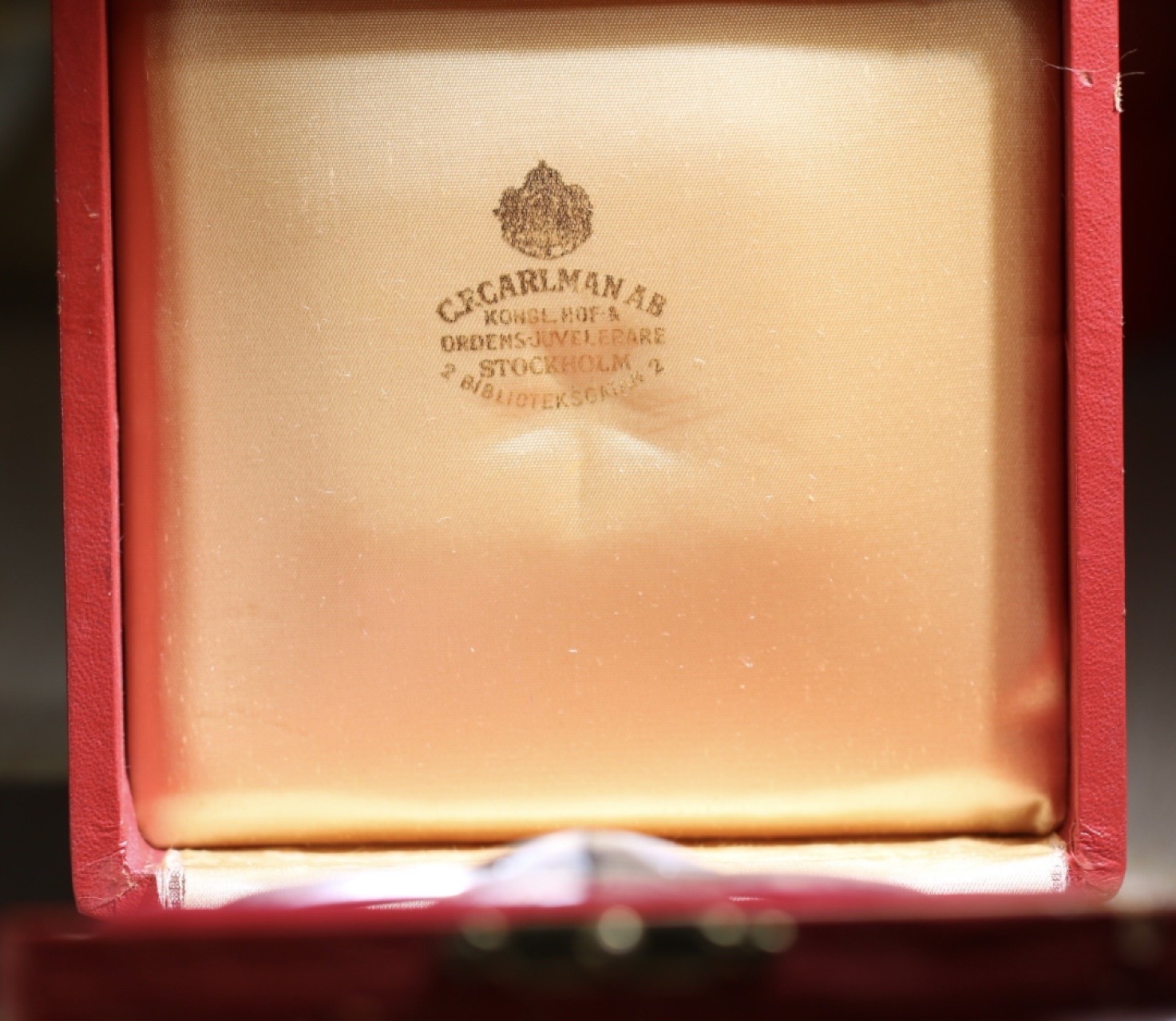 大猫徽章拍卖第201期 瑞典大军官级北极星勋章。银质原盒  瑞典国王弗雷德里克一世于1748年设立