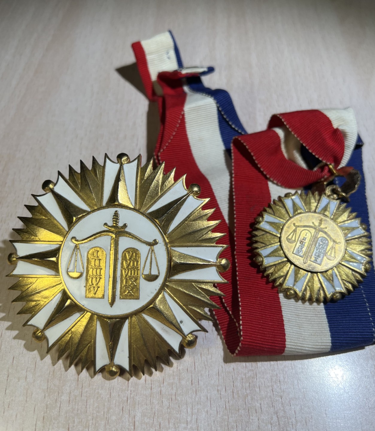 大猫徽章拍卖第201期 菲律宾🇵🇭 卡兰提奥勋章 大型铜质