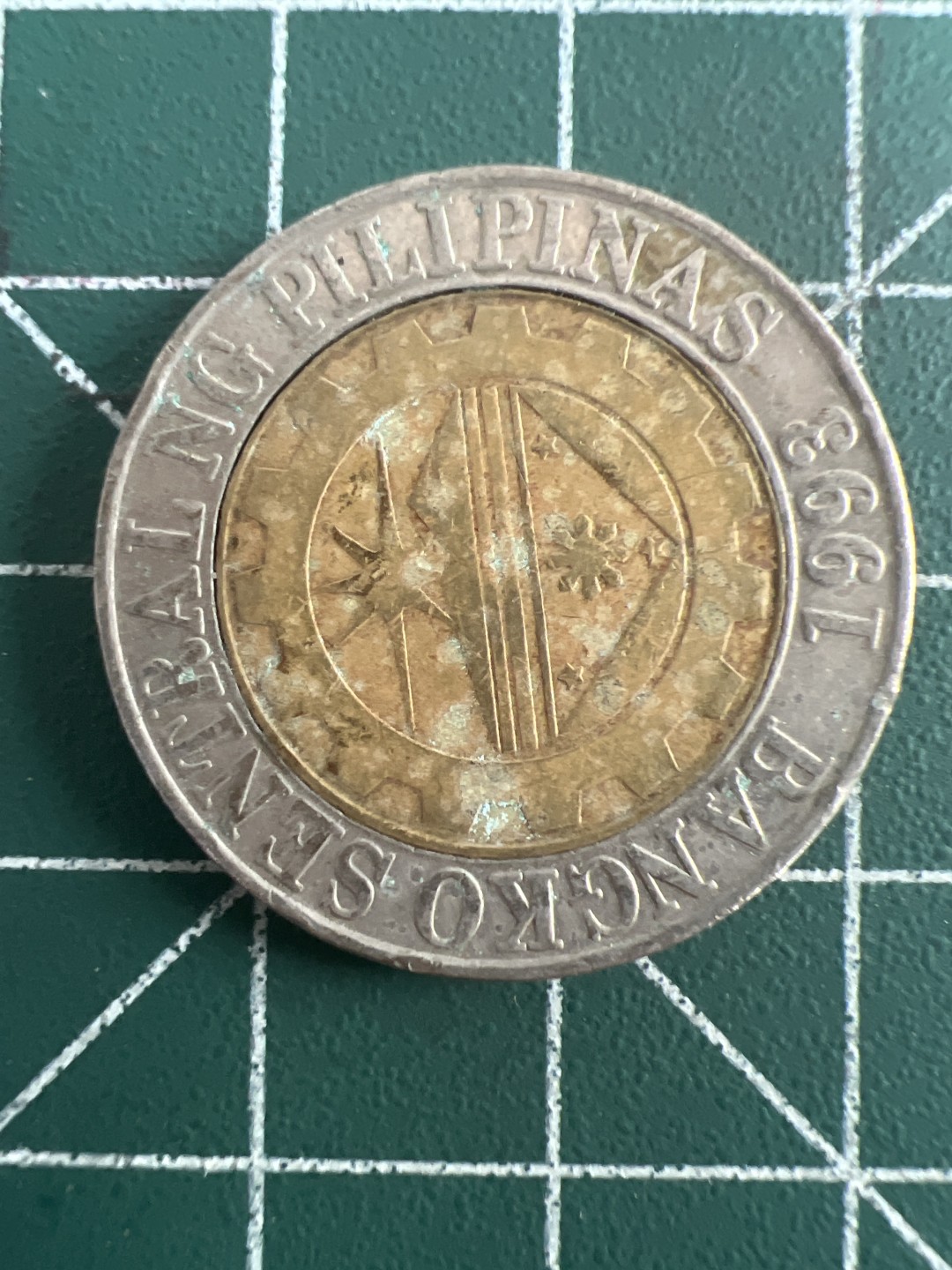 泡泡堂第九十二期  世界硬币纪念章邮票专场（无押金，无佣金，捡漏，全场20包邮，偏远地区除外） 菲律宾双色10P