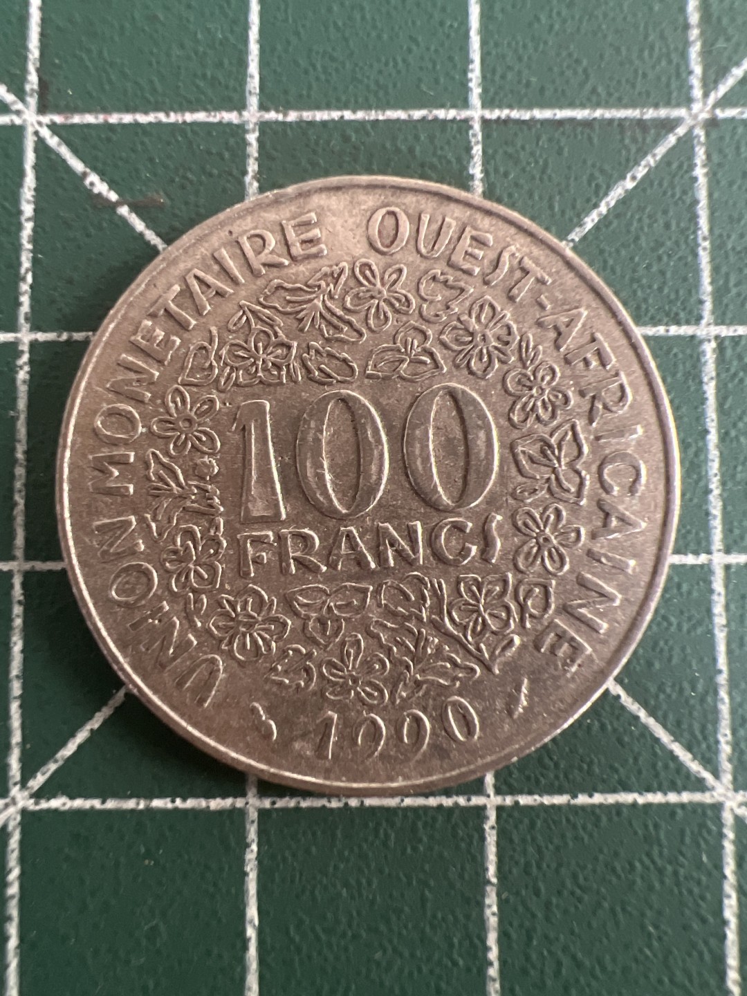 泡泡堂第七十九期  世界硬币纪念章邮票专场（无押金，无佣金，捡漏，全场20包邮，偏远地区除外） 西非100法郎