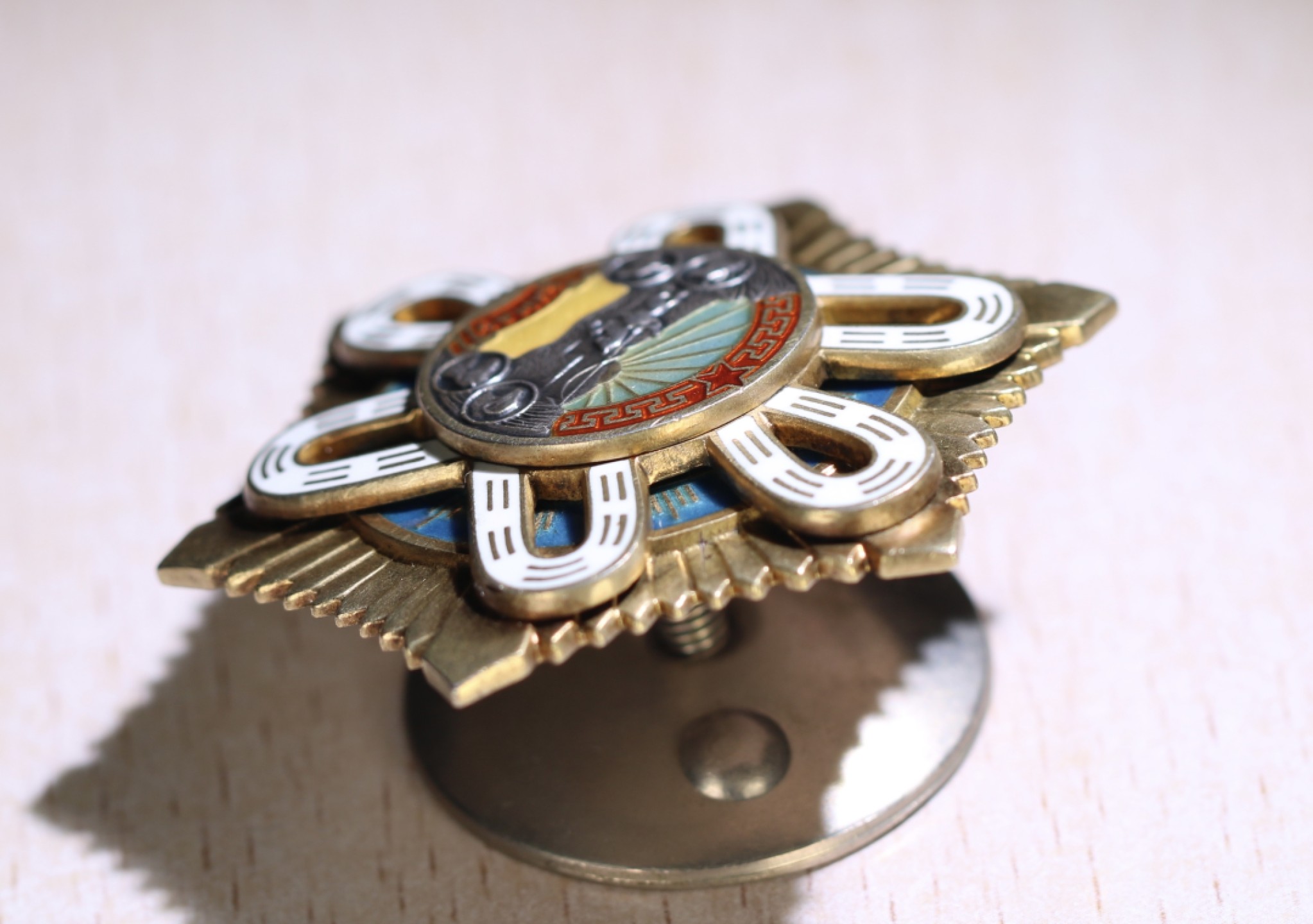 大猫徽章拍卖第201期 蒙古🇲🇳北极星勋章一对 好品银质