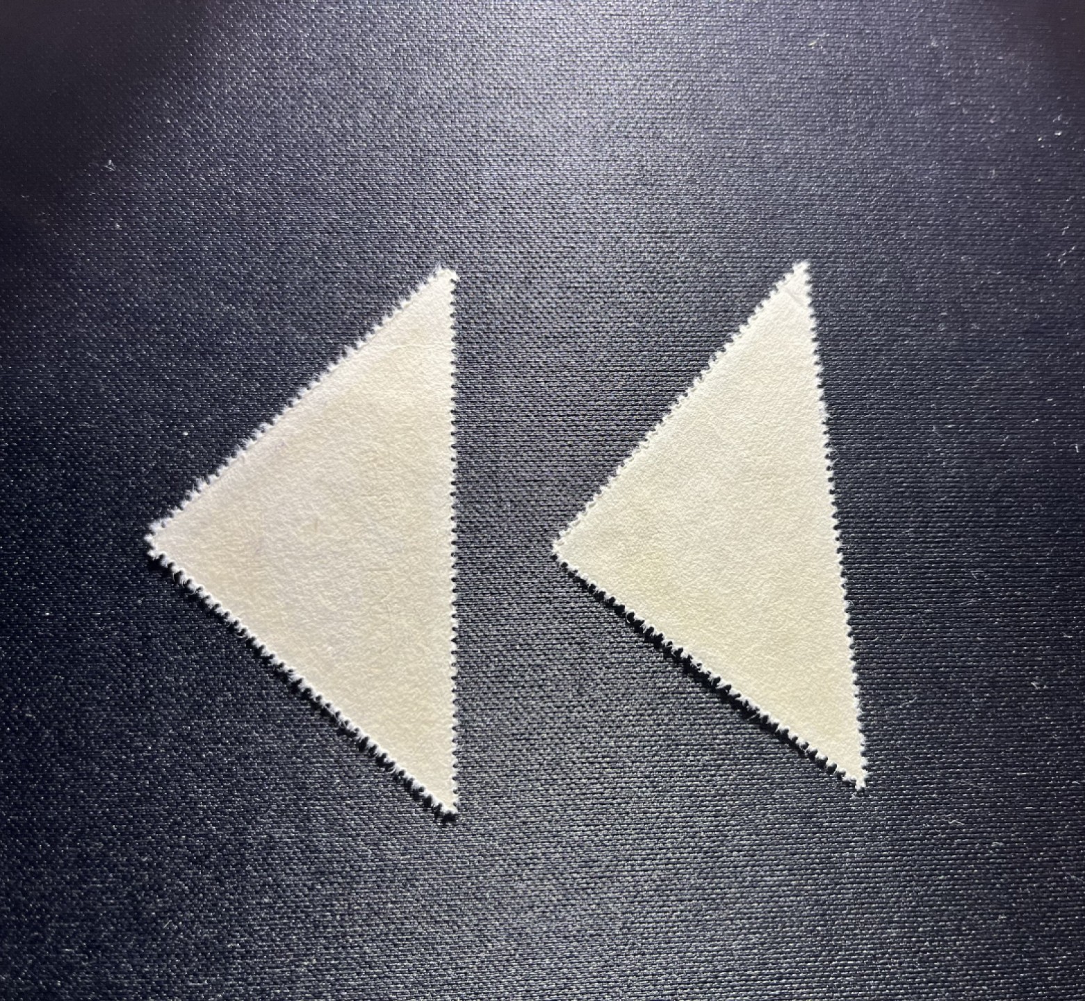 洪涛臻品 精选邮票限时拍卖第十八期 纪10和平再版新，3-2  3-3两枚，版撕小票，软折，上品，三角票鼻祖，所有拍品包过灯，注意捡漏