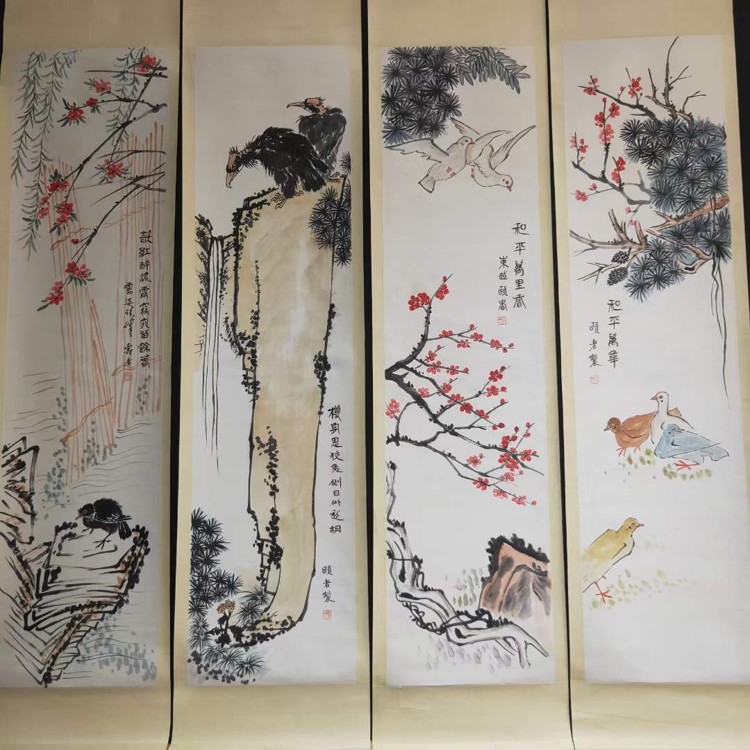 潘天寿鹰12条筏⼀紀一套，纸本立轴包手绘，画工精湛，实物拍摄，品相如图E