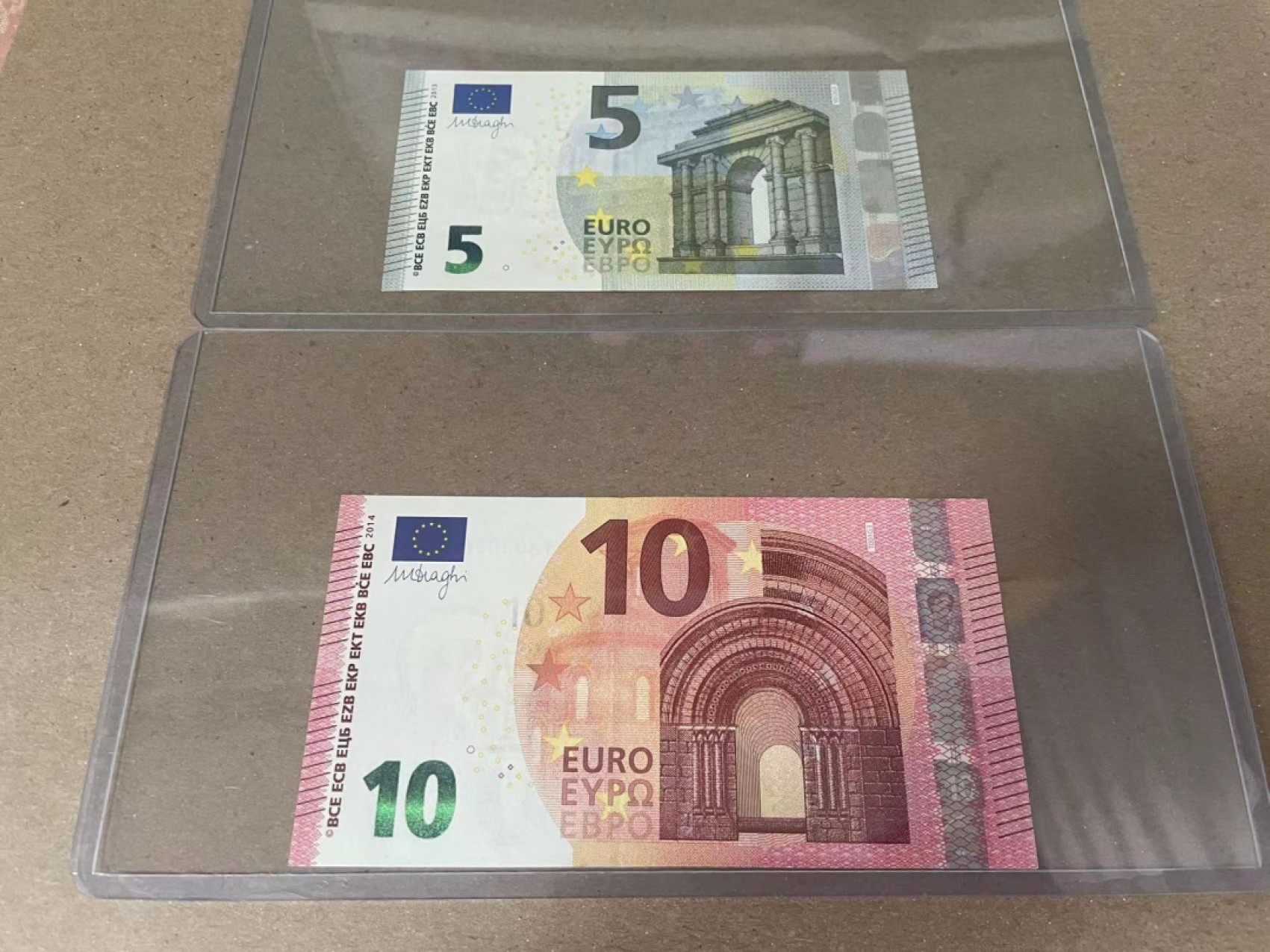 【Blue Auction】✨世界纸币精拍第221期 ——中秋前奏 【一组2张 含无47】欧盟 三签5-10欧元 全新UNC