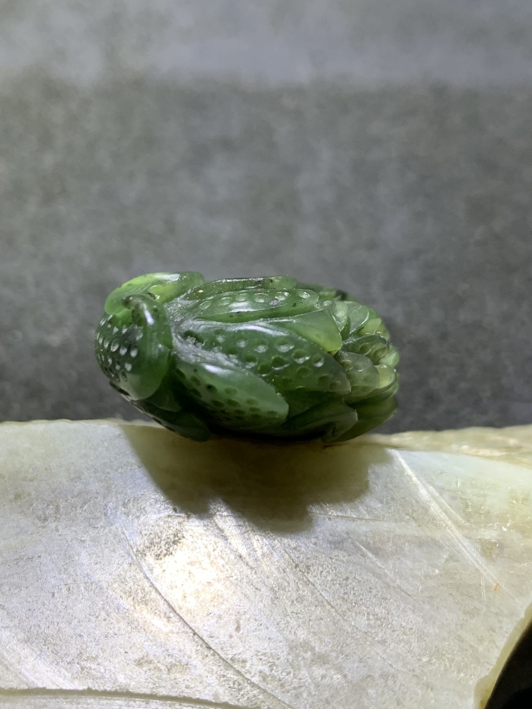 精美天然和田玉碧玉雕刻白菜，寓意：百财，一个，