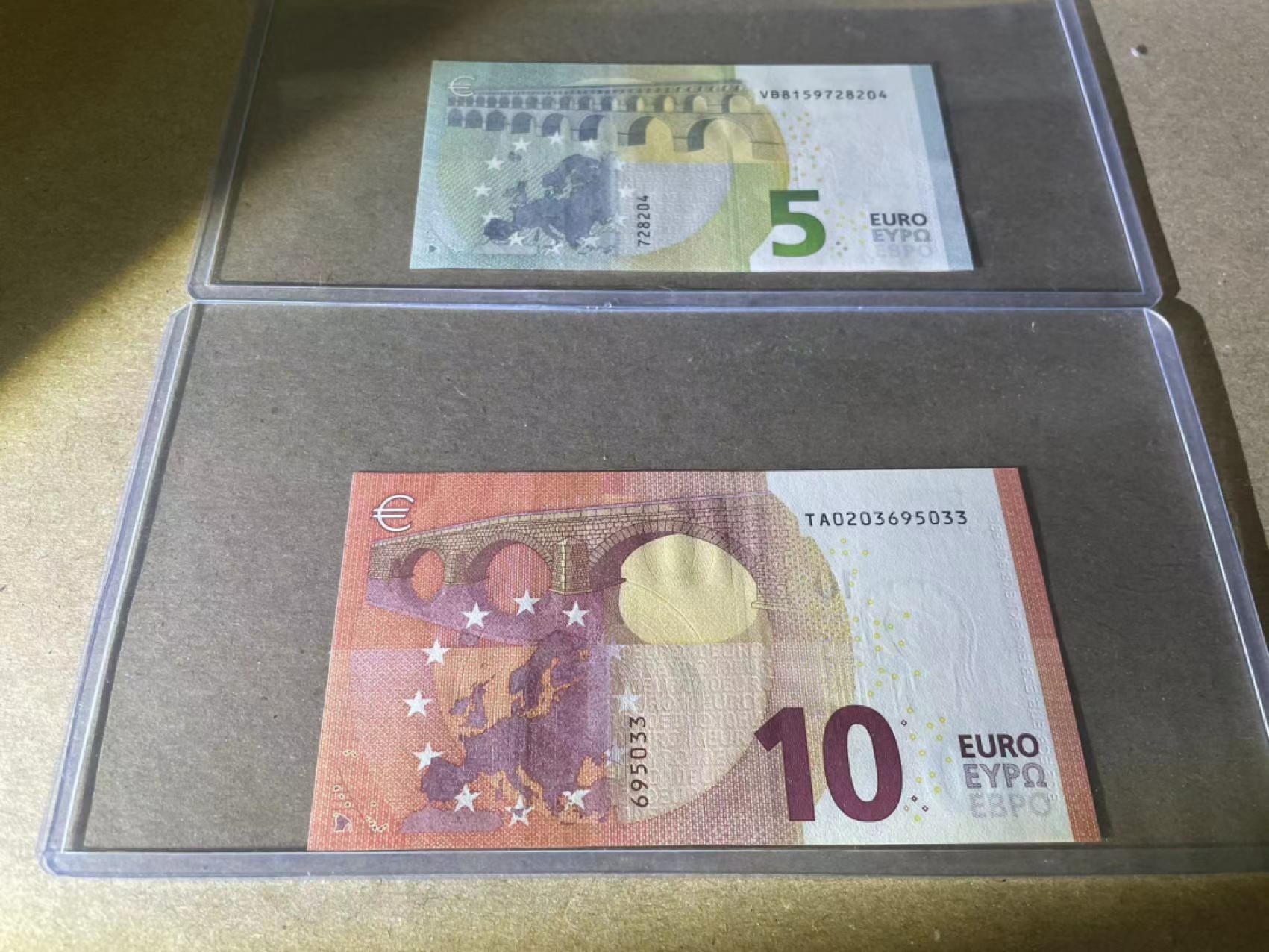 【Blue Auction】✨世界纸币精拍第221期 ——中秋前奏 【一组2张 含无47】欧盟 三签5-10欧元 全新UNC