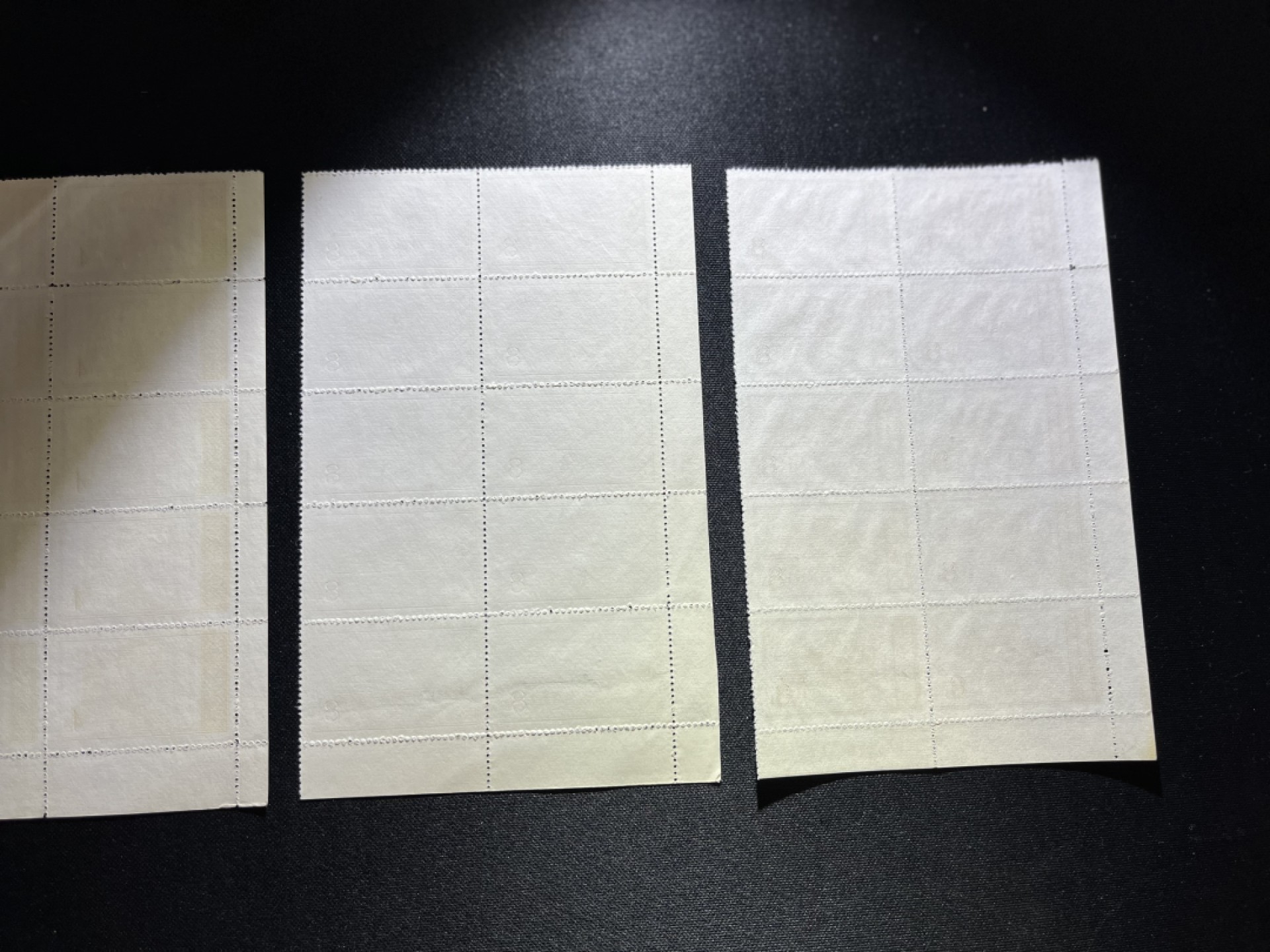 洪涛臻品 精选邮票限时拍卖第十九期 特16东汉画像砖新全 10方连1组。共10套。整版撕全品，左下直角边，双色标，个别轻微原始压痕，-4边纸直角尖轻微发黄，别无问题。三俗稀缺，整版撕出来的一组10方连，品质过硬，收藏佳品，不要错过，仅此一组，所有拍品包过灯，全品可评级，注意捡漏