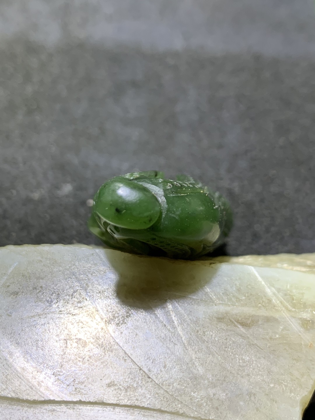 精美天然和田玉碧玉雕刻白菜，寓意：百财，一个，
