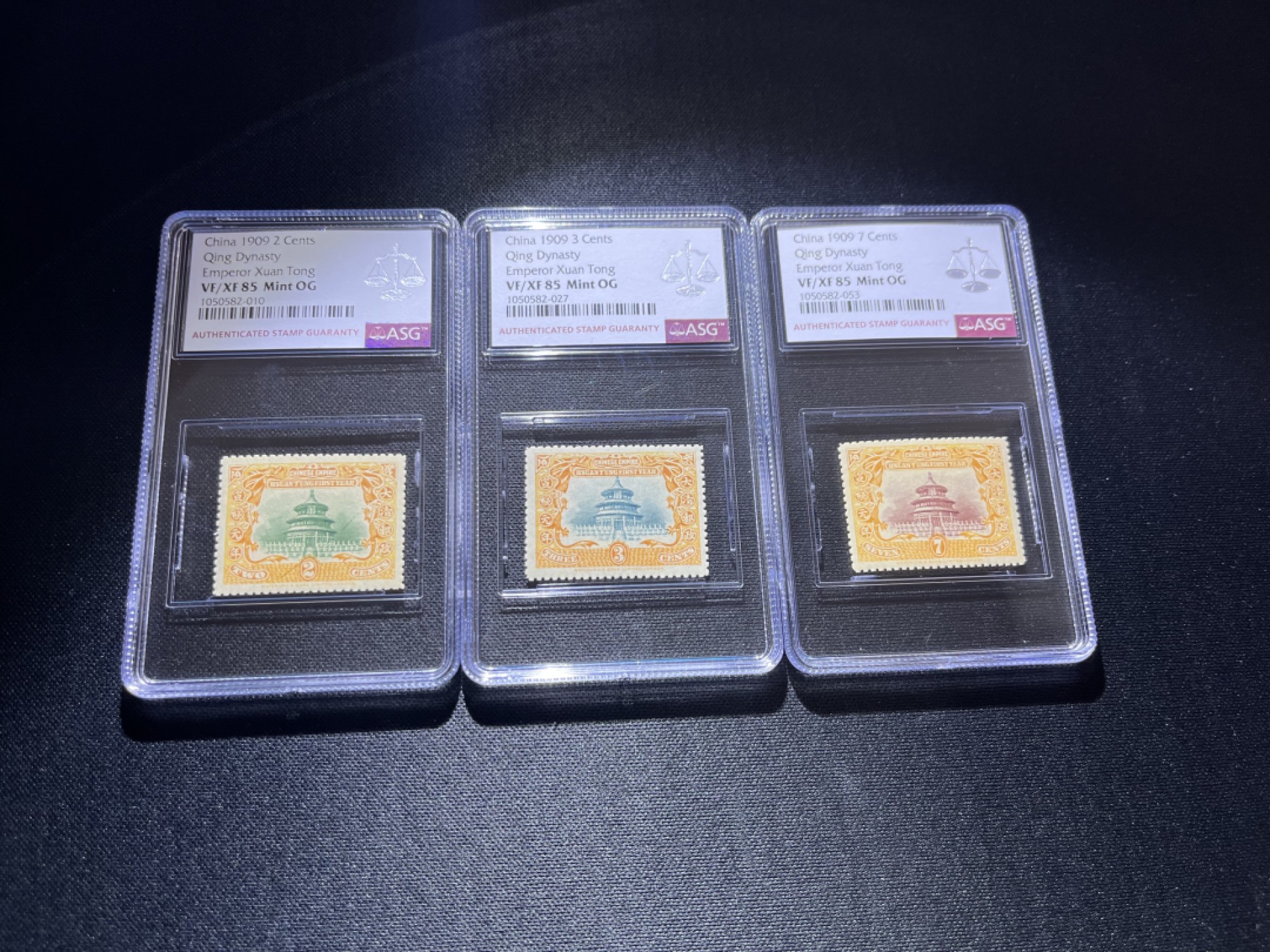 洪涛臻品 精选邮票限时拍卖第十九期 清宣统登基邮票新 ASG评级85分OG，大块精挑送评，105最严格出分，110多年前的邮票，能评到85分实属不易，一套90分的拍下来要六七十元，且拍且珍惜，价值洼地，注意捡漏