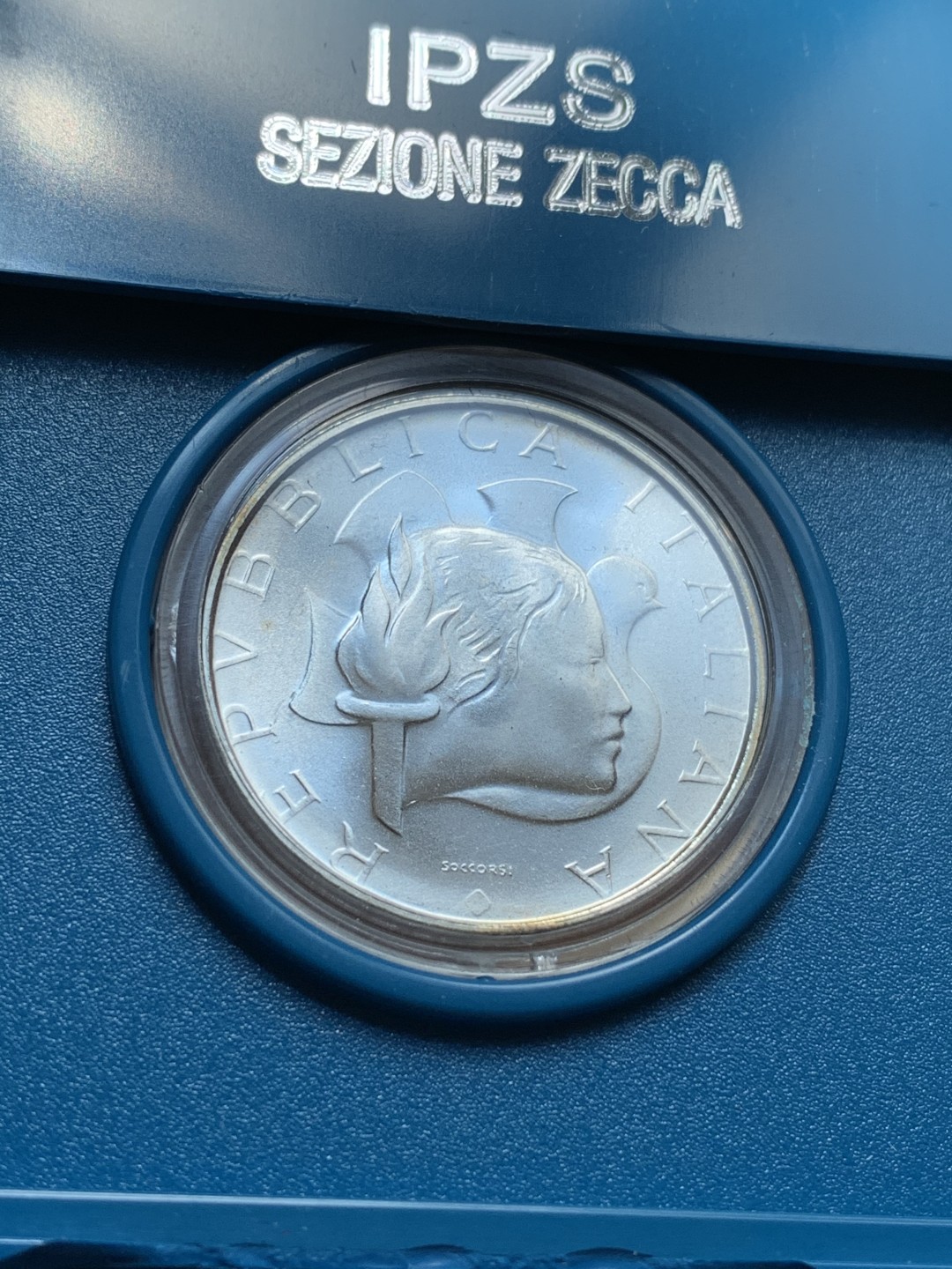 《竞宝斋》第93场-本周日，周一2场连拍（全场不限金额包邮） 原盒证书 意大利1984年 夏季奥运纪念 500里拉银币  细节见图