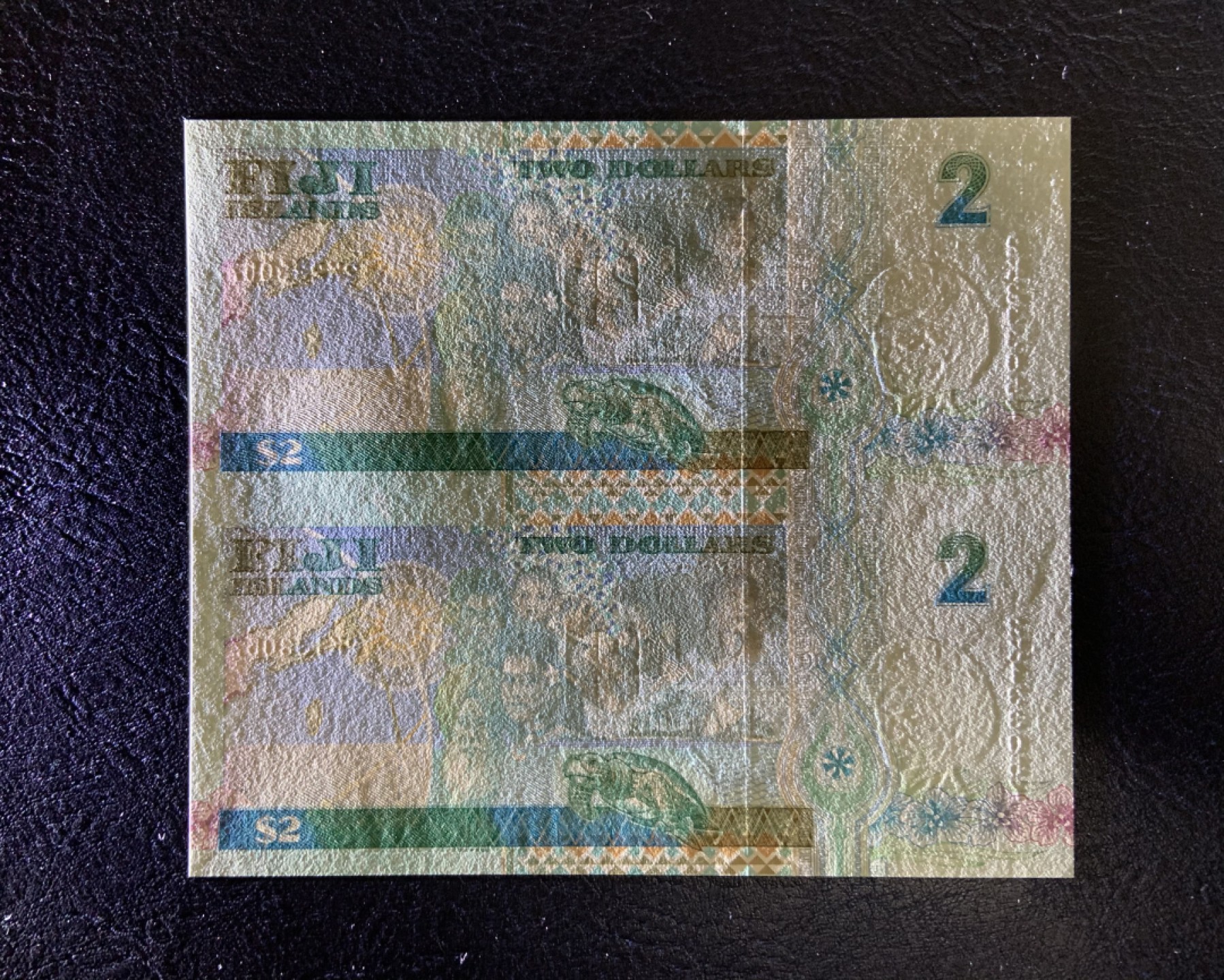 收藏联盟Quantum Auction 第189期中秋拍卖(已更新) 斐济2000年2元千禧年纪念2连体钞 品相全新UNC 带原册