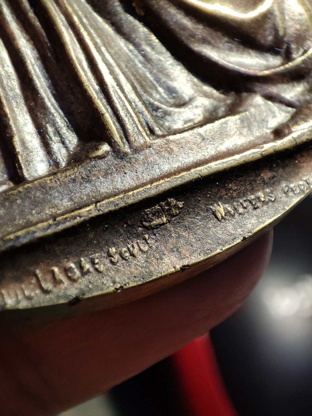 gush小明20220908周四 1897布鲁塞尔博览会纪念章 不是常见的红铜版，这枚青铜的不知道是同期其他版本还是后铸的，自行斟酌