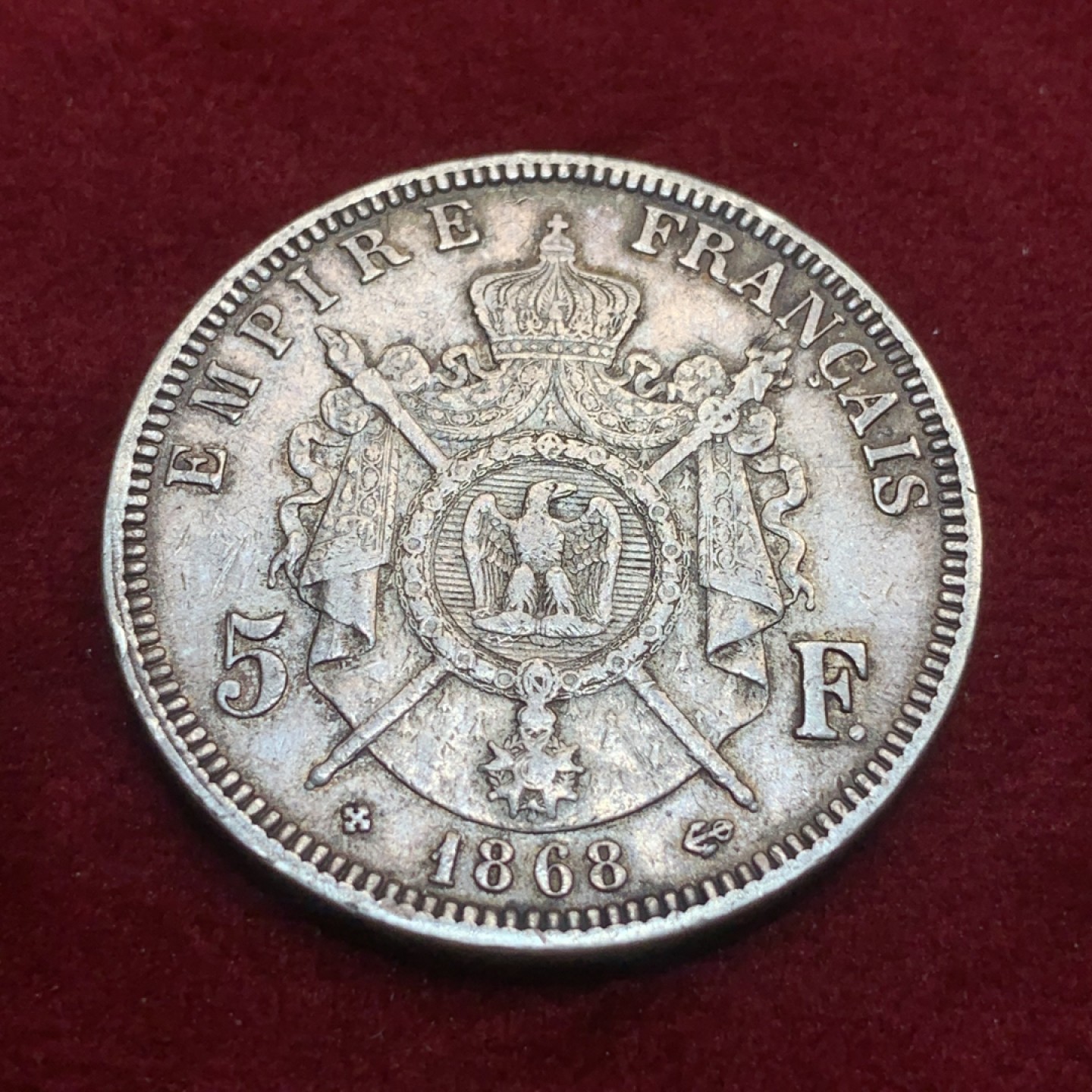 《竞宝斋》第93场-本周日，周一2场连拍（全场不限金额包邮） 法国 1868-BB版 拿三 5法郎 银币 原味包浆