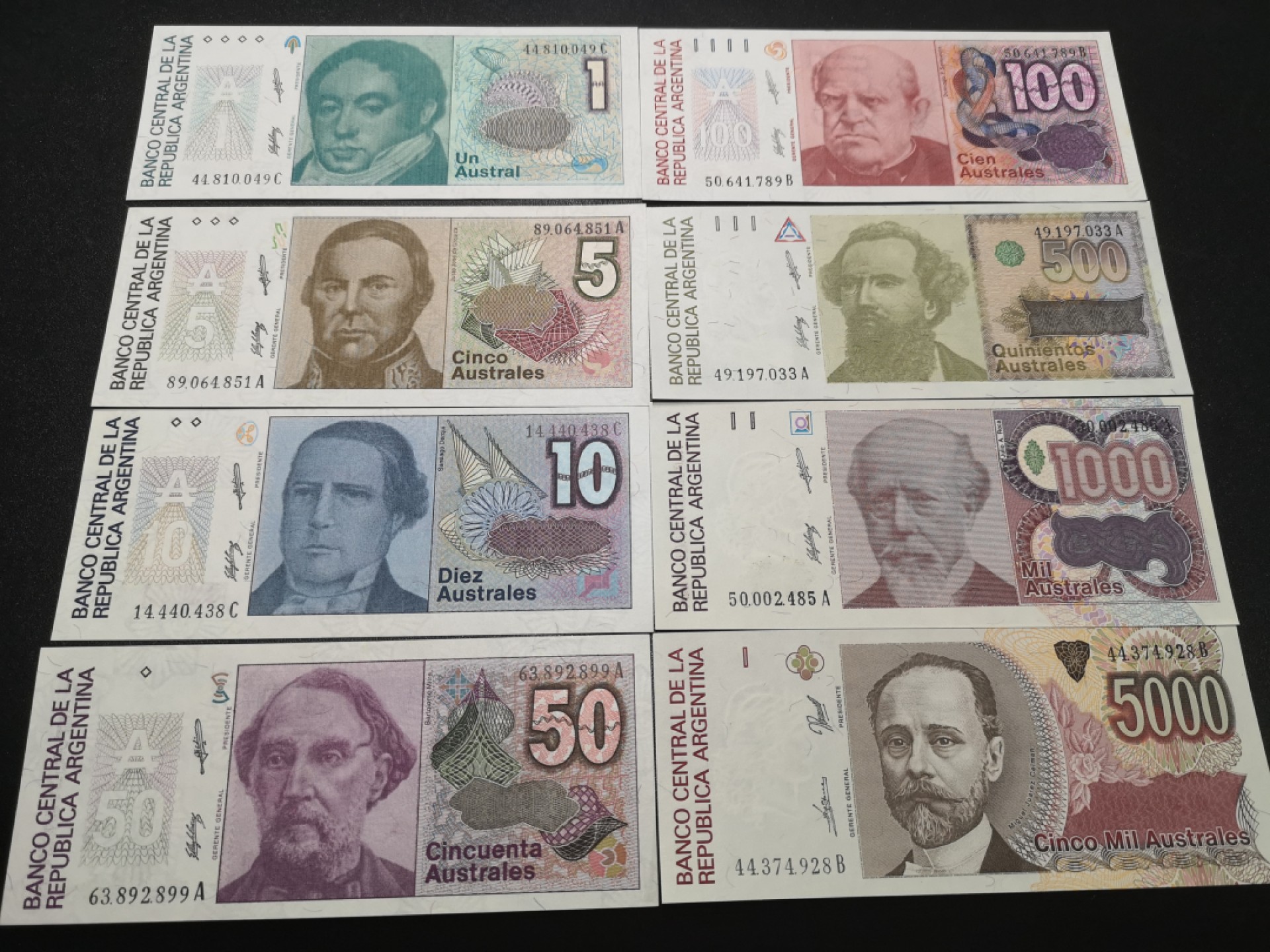 《外钞收藏家》第二百零一期 阿根廷一套八张 全新UNC