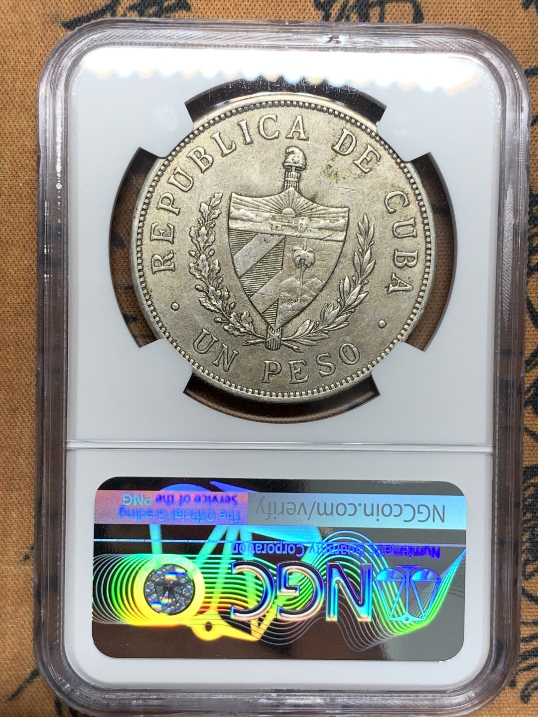 《竞宝斋》第93场-本周日，周一2场连拍（全场不限金额包邮） NGC-AU53 古巴1933年 大五星1比索 银币 卖完没了