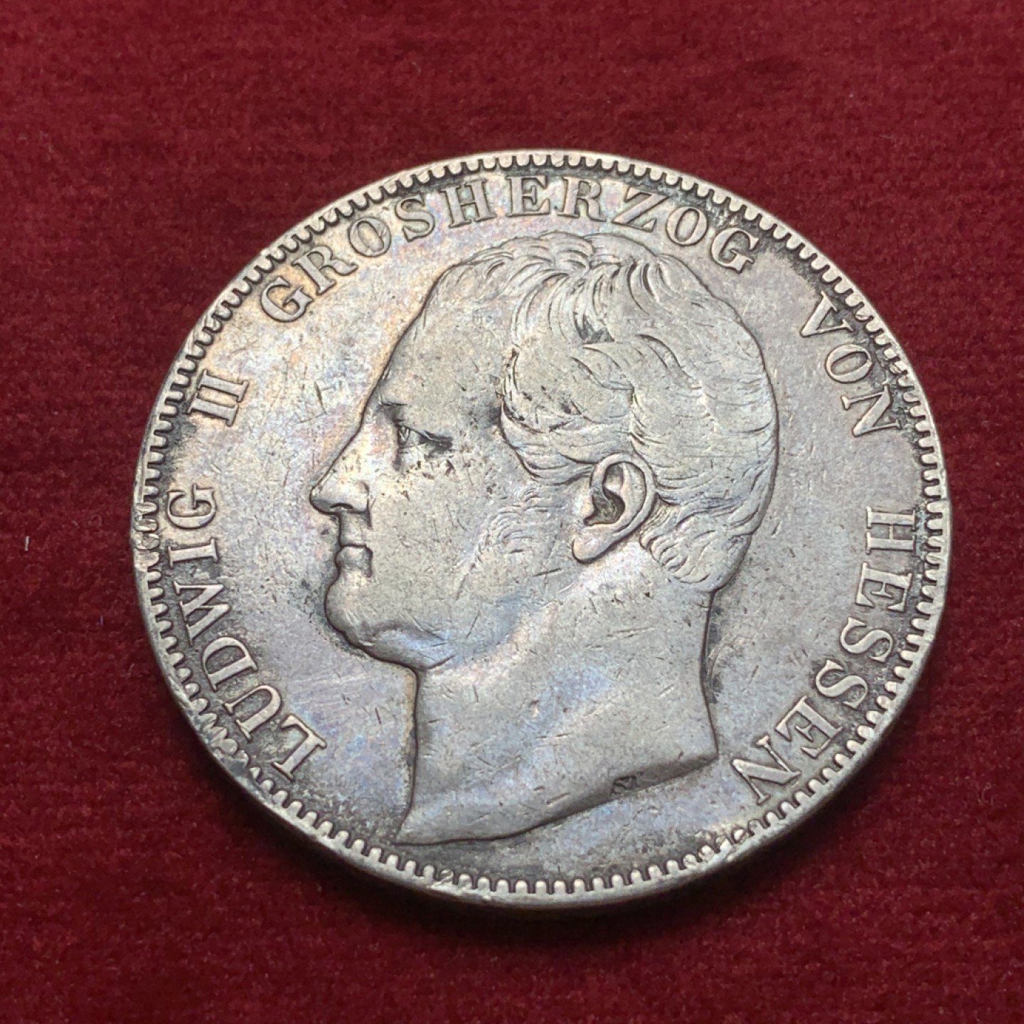 《竞宝斋》第93场-本周日，周一2场连拍（全场不限金额包邮） 1841年德国黑森达姆施塔特2泰勒，37克大银币。