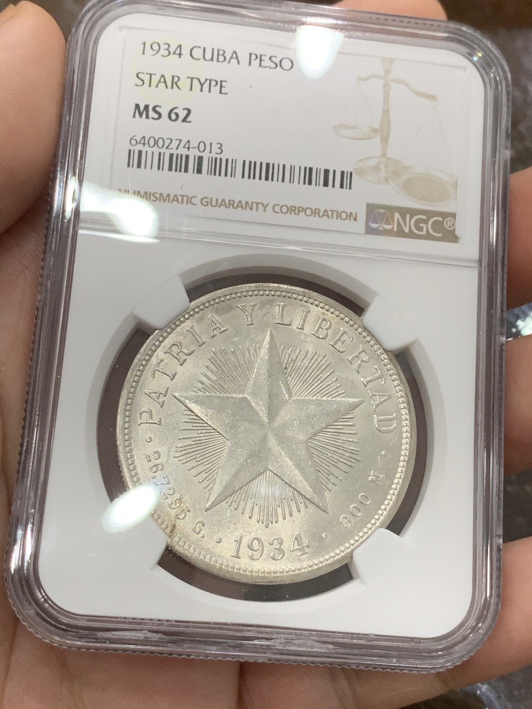 《竞宝斋》第93场-本周日，周一2场连拍（全场不限金额包邮） NGC MS62 古巴1934年 五星比索 知名品种 最近也少见了 原光 银币