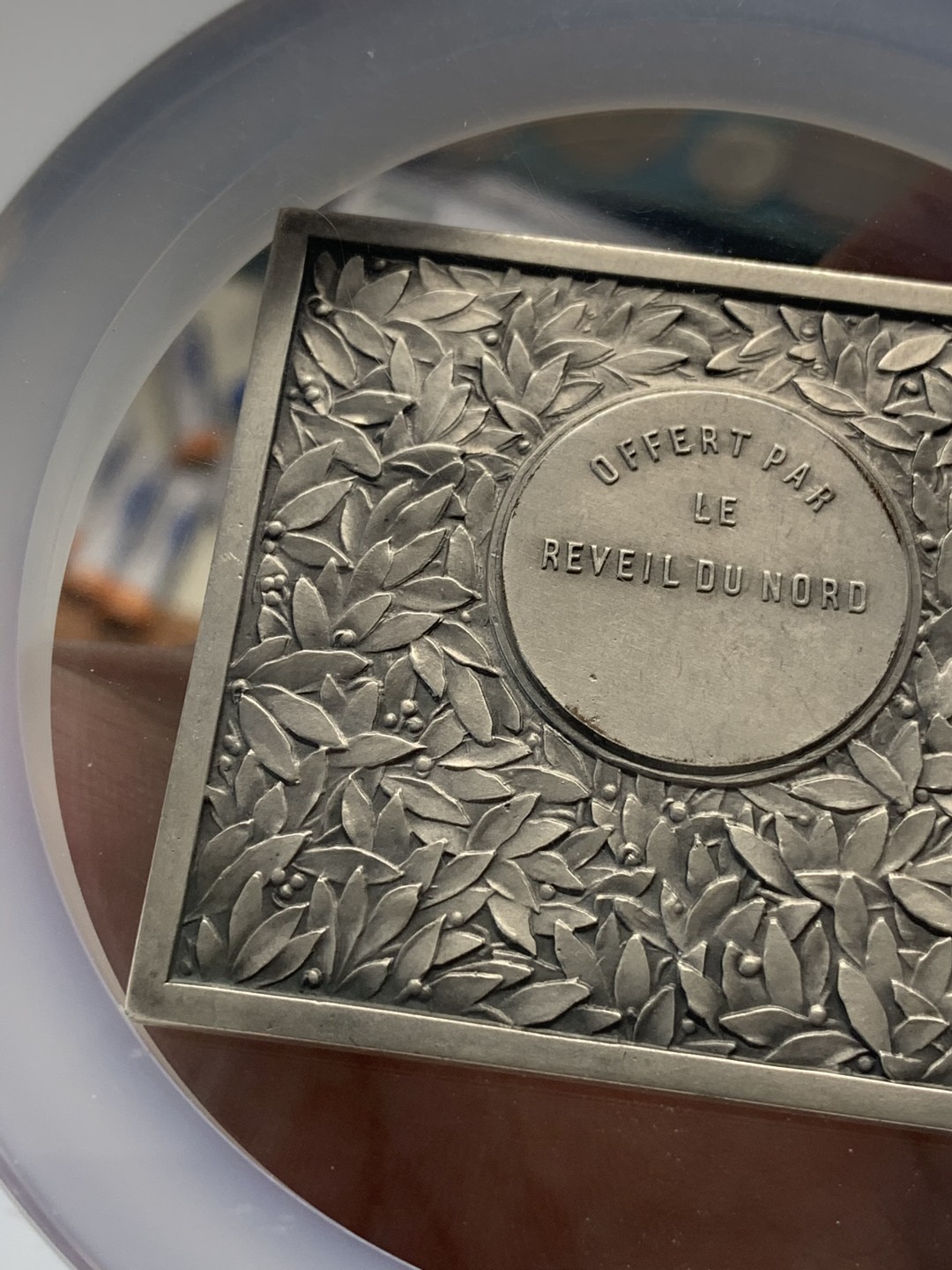 《竞宝斋》第93场-本周日，周一2场连拍（全场不限金额包邮） NGC-MS63 法国1930年代「诺尔晨报」装饰艺术大银章 首见 60X54MM 大规格  大盒封装