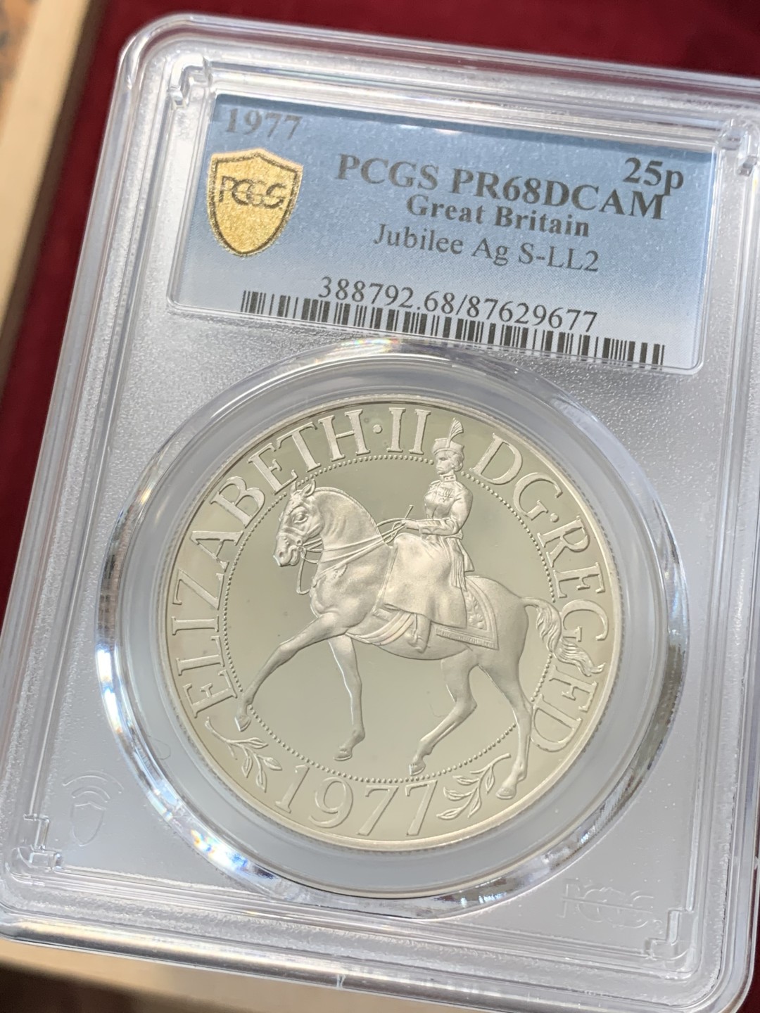 《竞宝斋》第93场-本周日，周一2场连拍（全场不限金额包邮） PCGS PR68DCAM 1977年英国25便士精制纪念银币 女王登基25周年 极品高分十分难得！