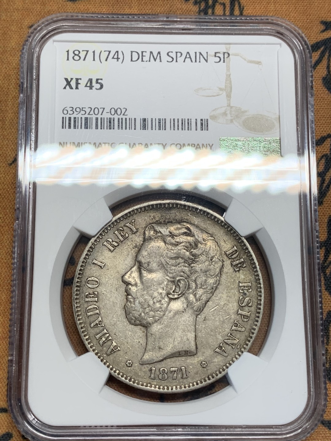 《竞宝斋》第93场-本周日，周一2场连拍（全场不限金额包邮） NGC-XF45 西班牙1871年 星星74 阿玛德欧一世 5比塞塔双柱 大银币 74比71少很多