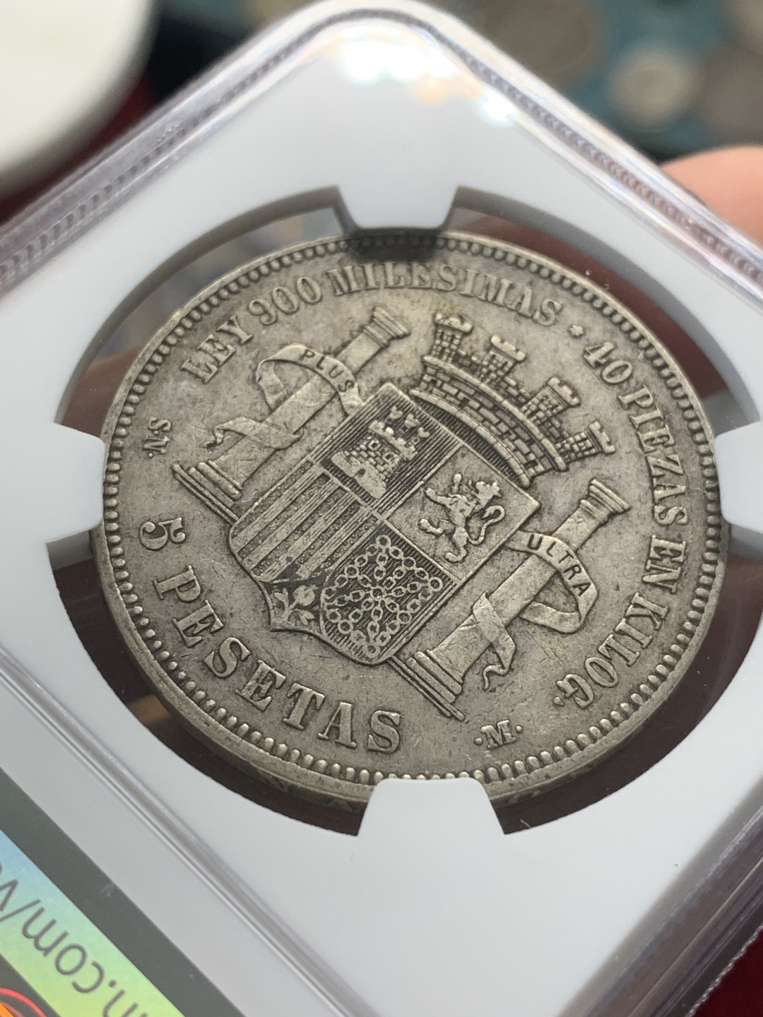 《竞宝斋》第93场-本周日，周一2场连拍（全场不限金额包邮） NGC XF40 西班牙 1870年 拿花女神5比塞塔双柱银币 老包浆原状态 