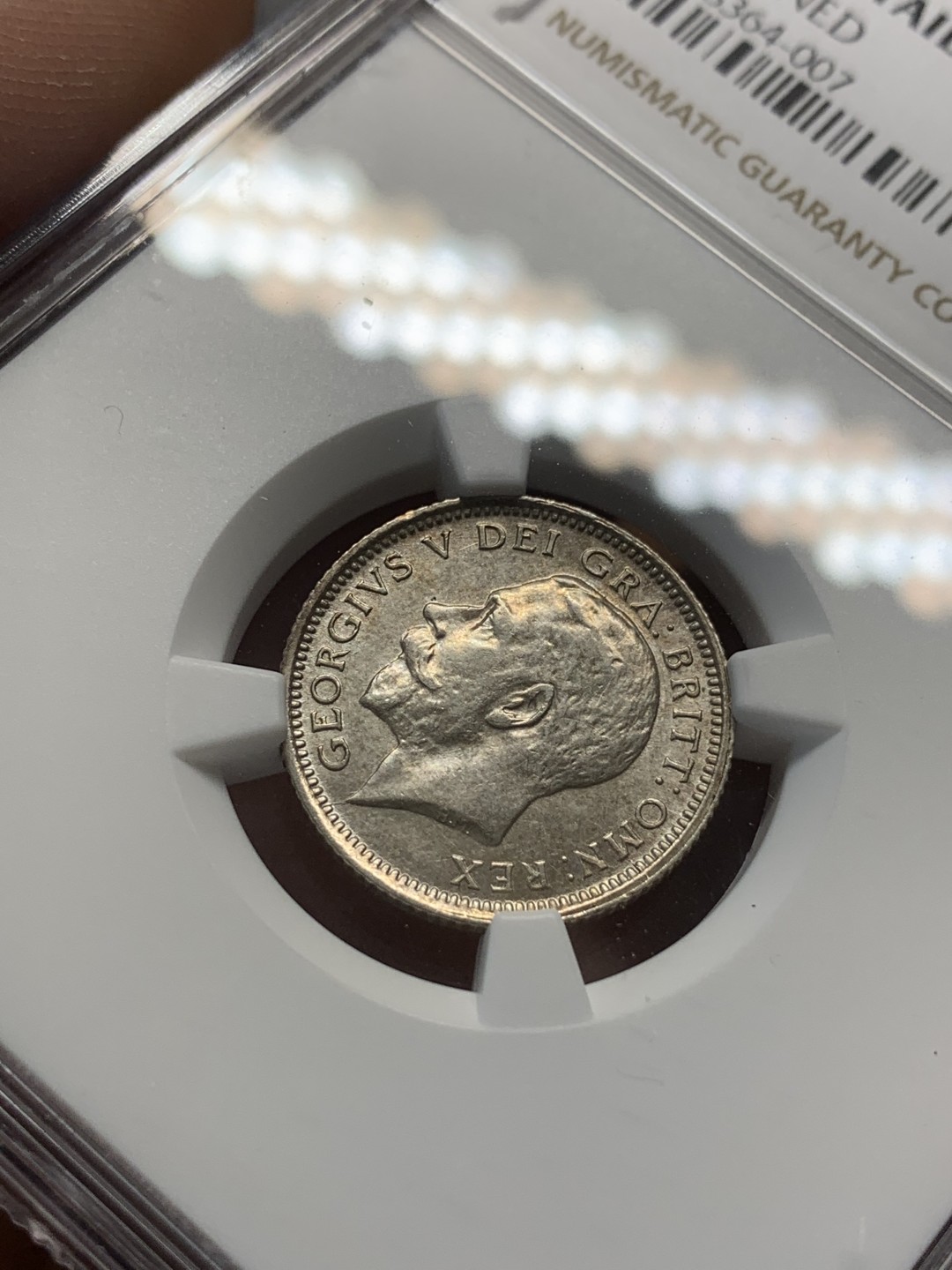 《竞宝斋》第93场-本周日，周一2场连拍（全场不限金额包邮） NGC-UNCD 英国1925年半六便士银币 窄边齿版 光度一流 打制细节完美 少见版别 克书价MS60分55刀