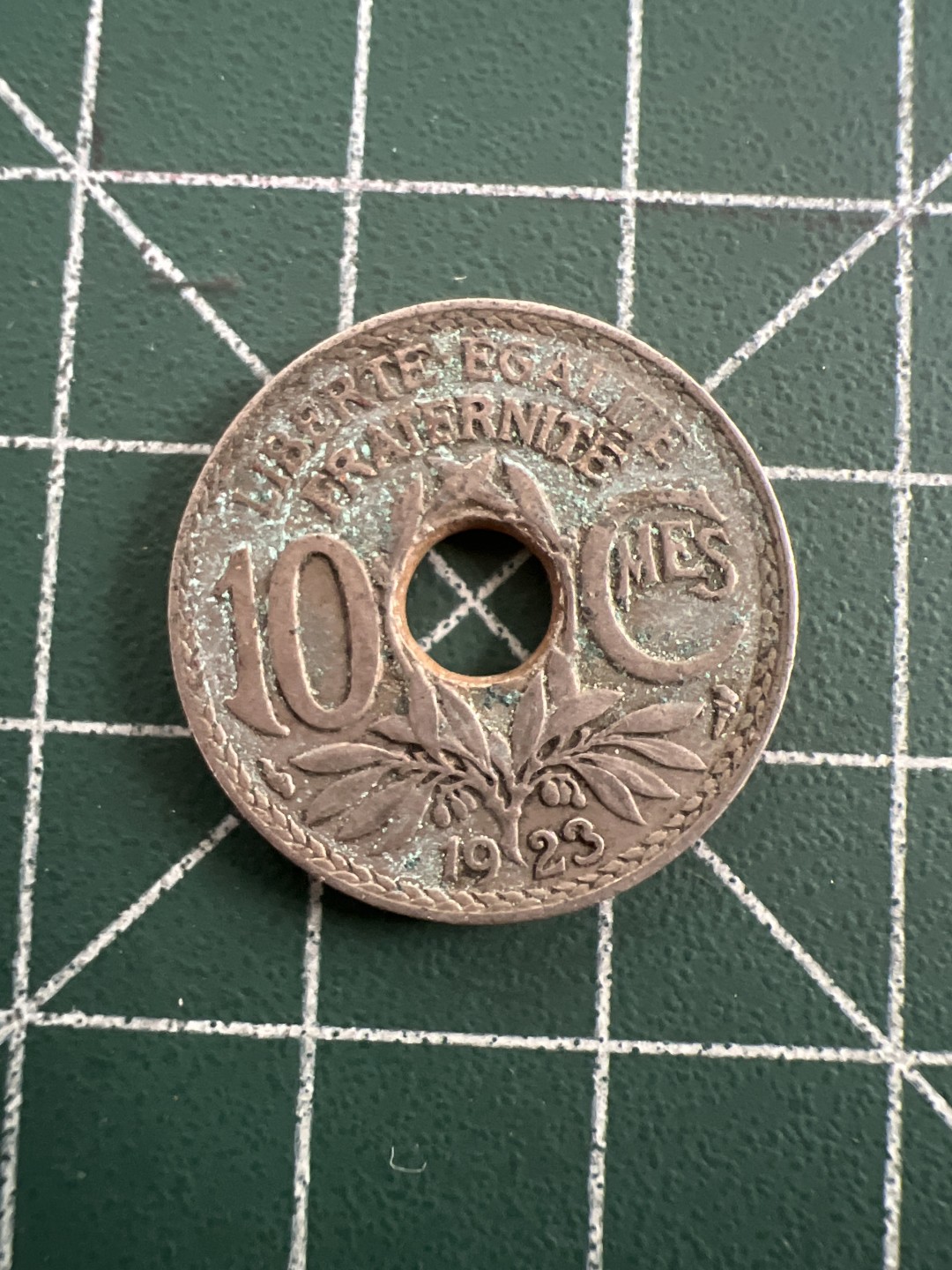 泡泡堂第八十期  世界硬币纪念章邮票专场（无押金，无佣金，捡漏，全场20包邮，偏远地区除外） 法国23年十分