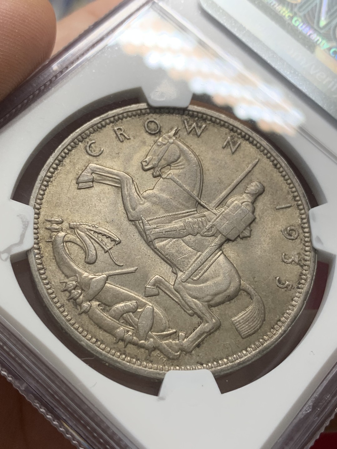 《竞宝斋》第93场-本周日，周一2场连拍（全场不限金额包邮） NGC-MS64 英国1935年乔治五世木马剑1克朗大银币