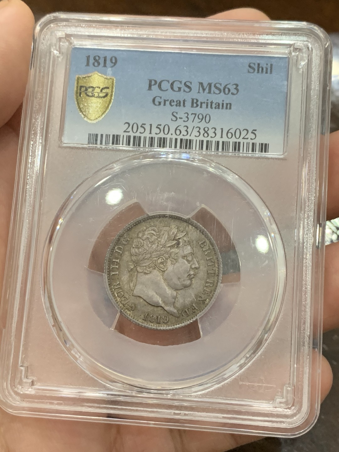 《竞宝斋》第93场-本周日，周一2场连拍（全场不限金额包邮） PCGS MS63 1819年 英国 乔三 先令银币 深五彩包浆 细节非常好