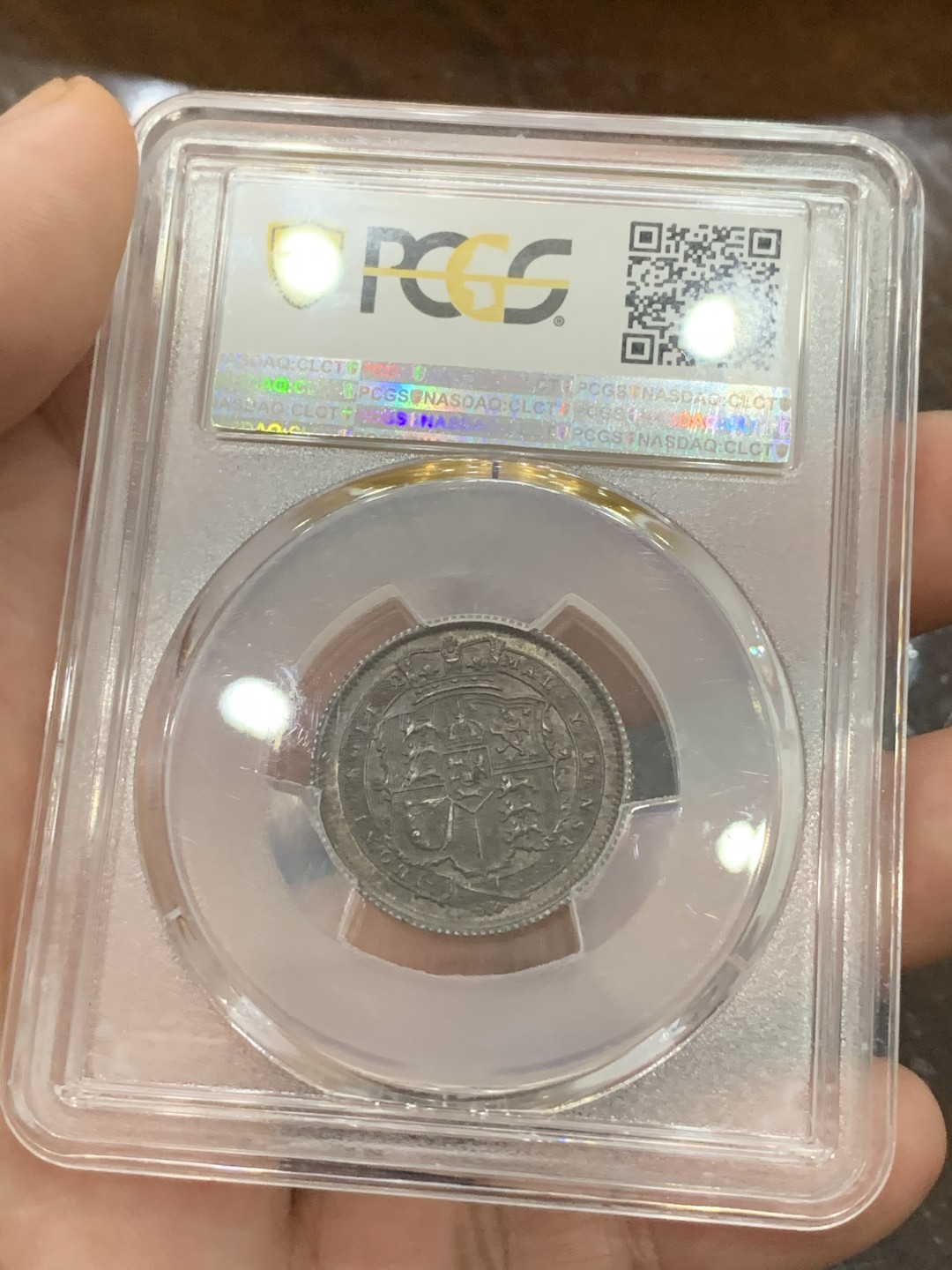 《竞宝斋》第93场-本周日，周一2场连拍（全场不限金额包邮） PCGS MS63 1819年 英国 乔三 先令银币 深五彩包浆 细节非常好
